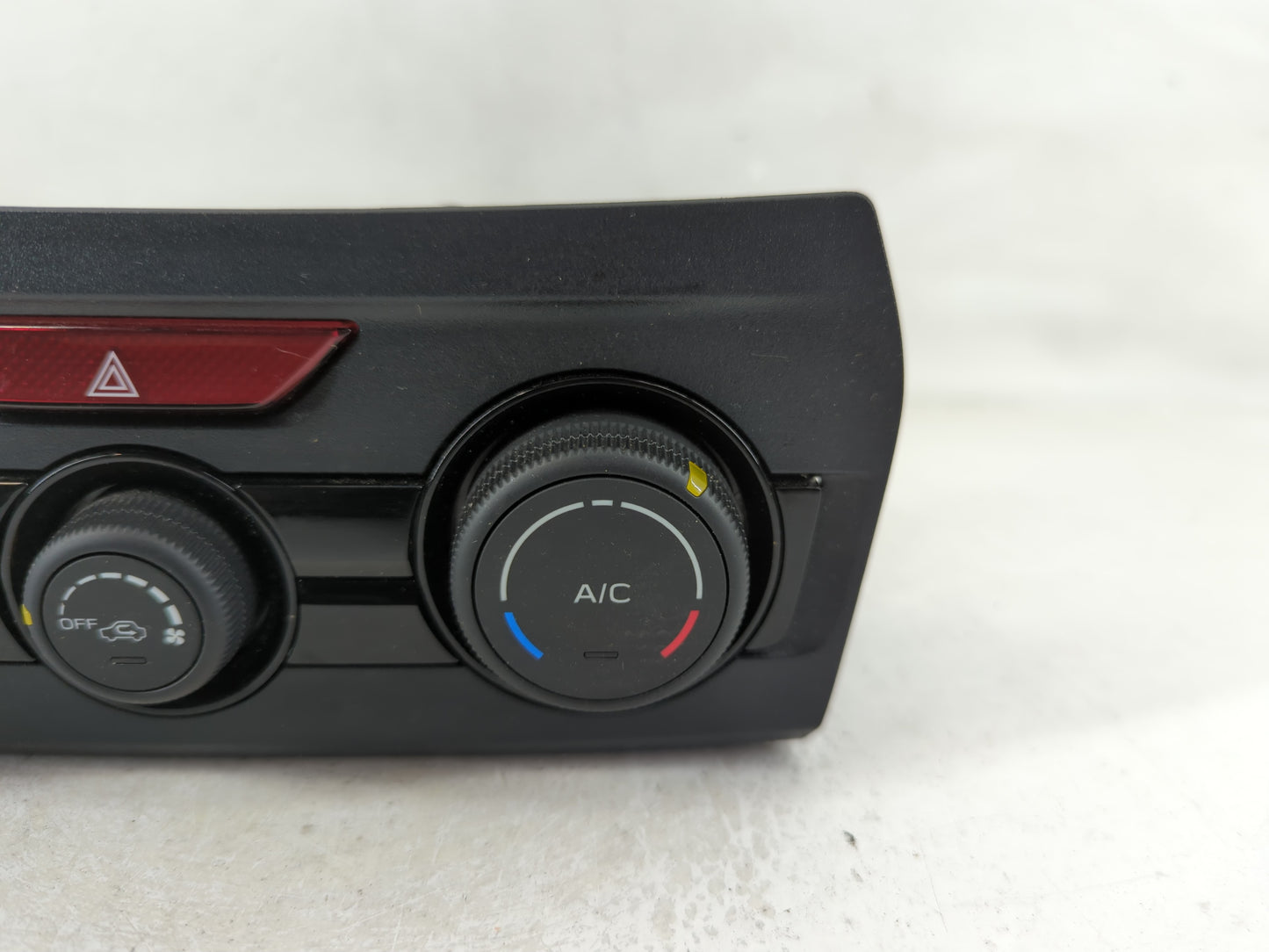 2019 Subaru Xv Climate Control Module Temperature AC/Heater Replacement P/N:72311FL510 Fits OEM Used Auto Parts - Oemusedaut