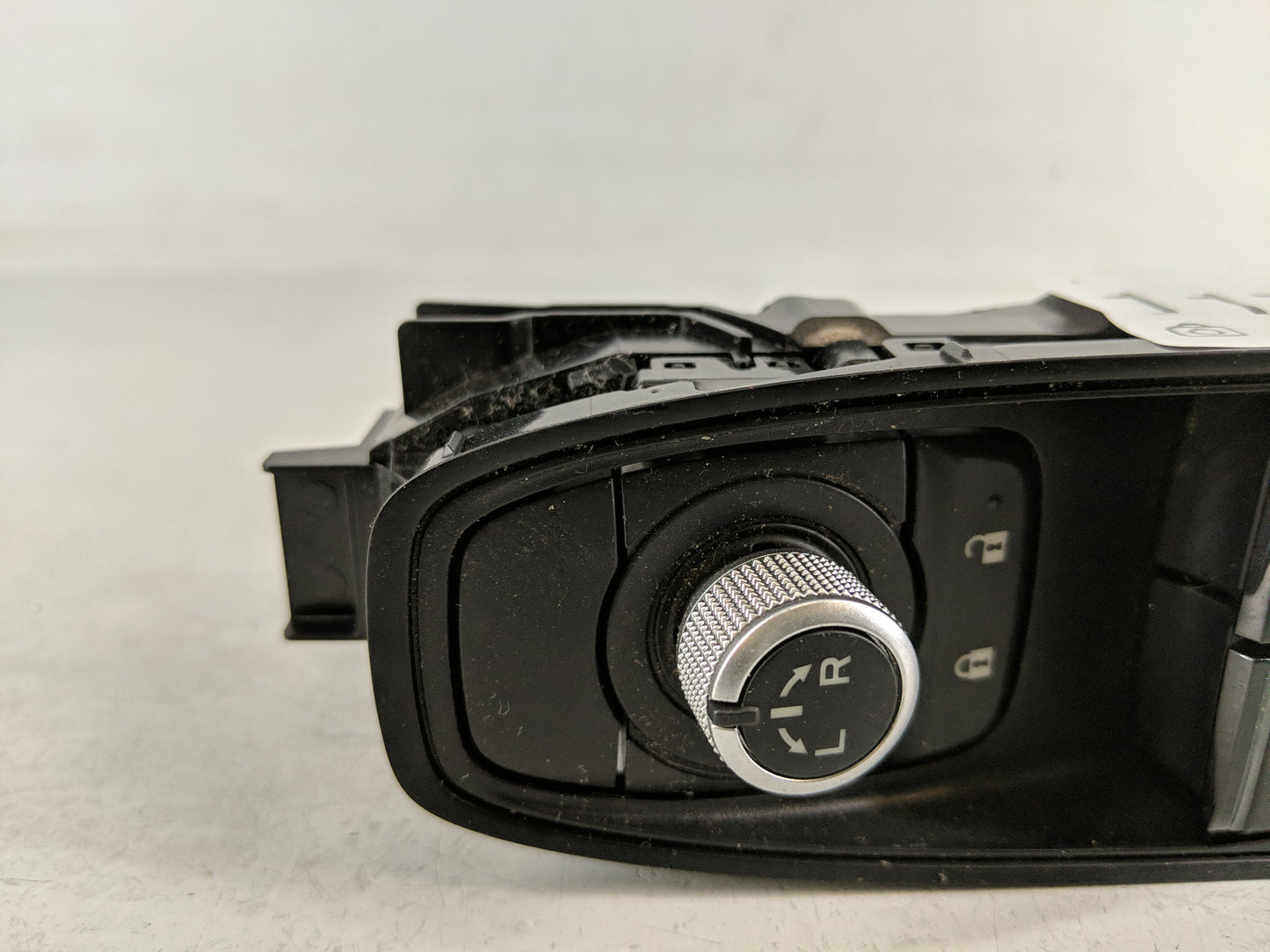 2019 Subaru Xv Master Power Window Switch Replacement Driver Side Left P/N:83071FL130 Fits OEM Used Auto Parts - Oemusedauto