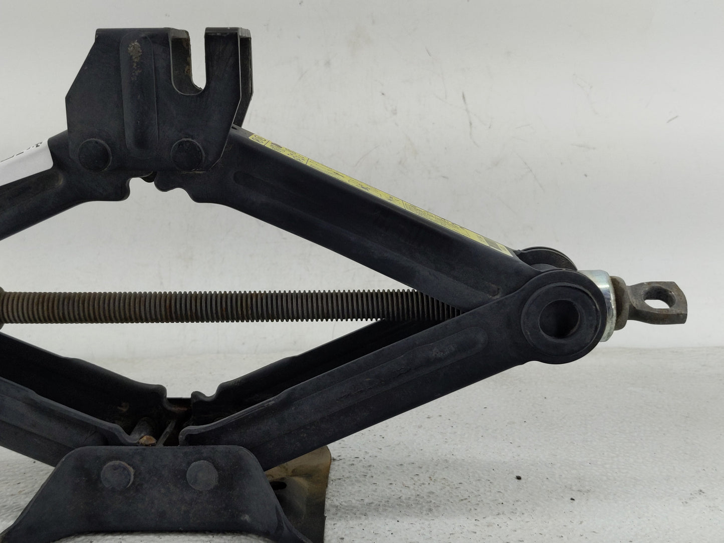 2019 Subaru Xv Spare Scissor Car Jack - Oemusedautoparts1.com