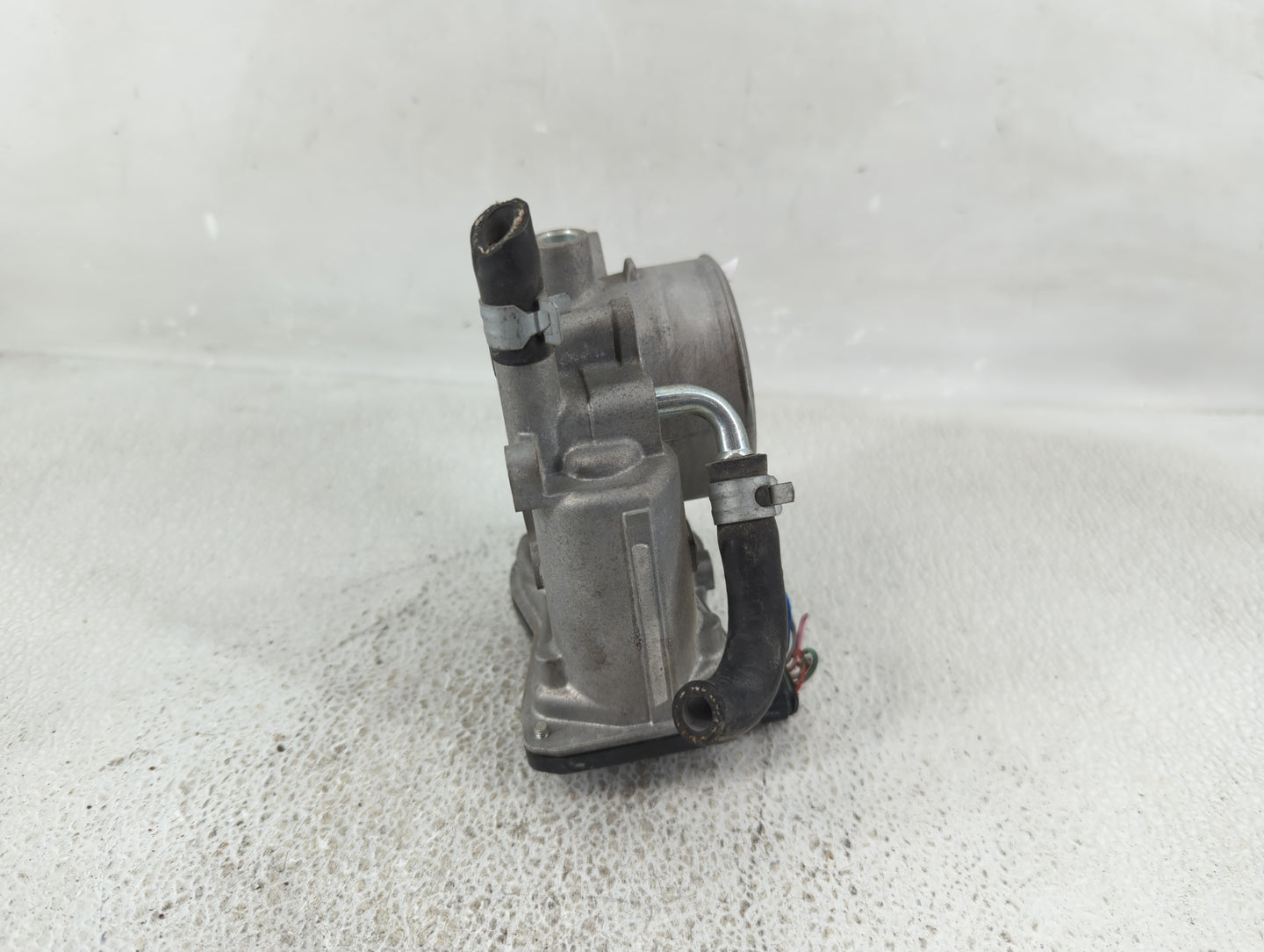 2019 Subaru Xv Throttle Body P/N:16112AA470 Fits Fits 2017 2018 2020 2021 2022 OEM Used Auto Parts - Oemusedautoparts1.com