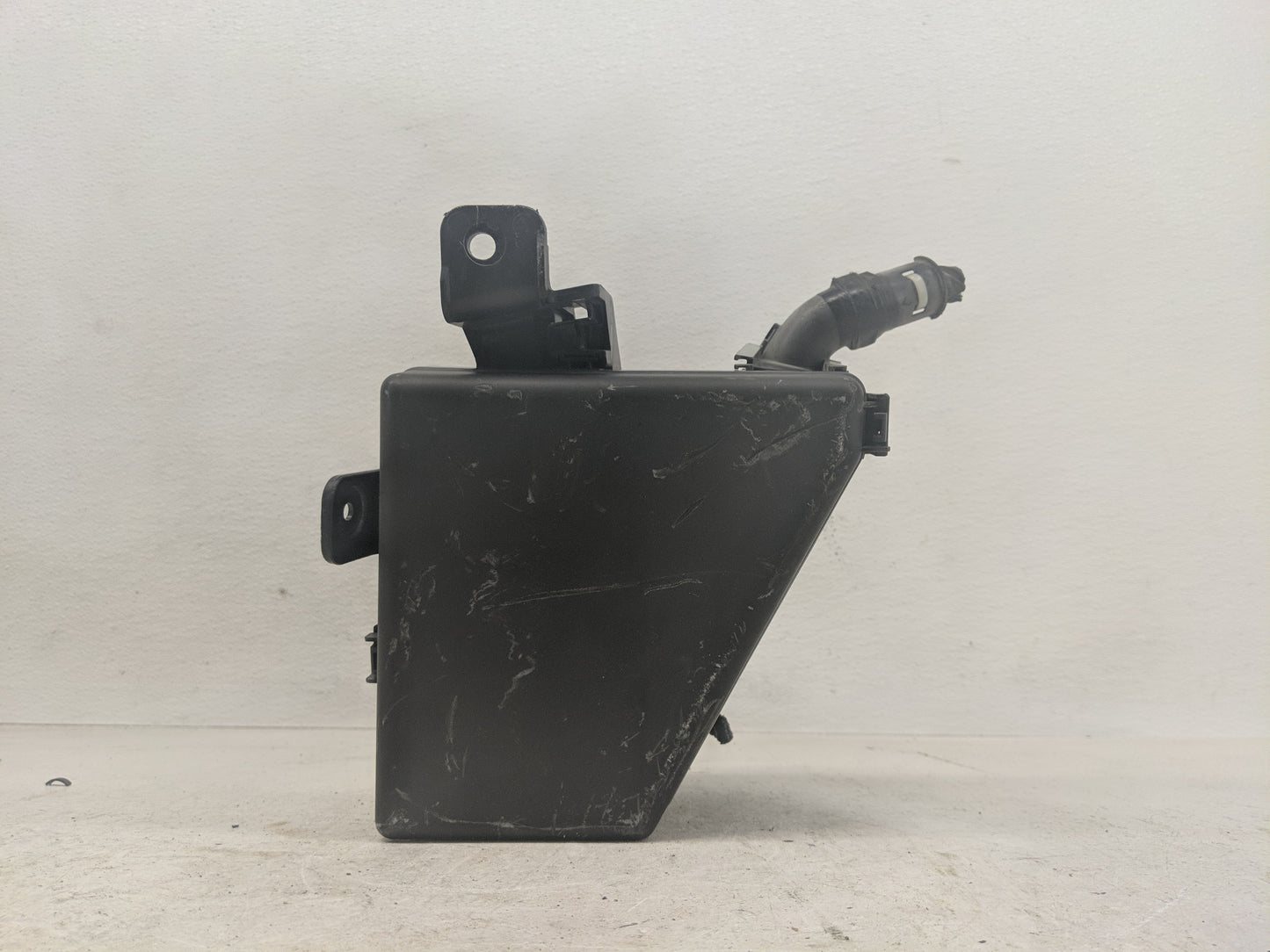 2019 Subaru Xv Fusebox Fuse Box Panel Relay Module Fits OEM Used Auto Parts - Oemusedautoparts1.com