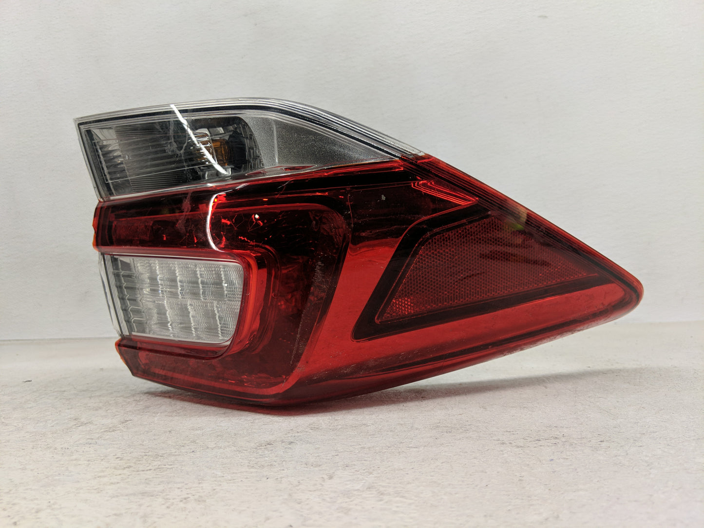 2019 Subaru Xv Tail Light Assembly Driver Left OEM P/N:84201-FL030 Fits OEM Used Auto Parts - Oemusedautoparts1.com