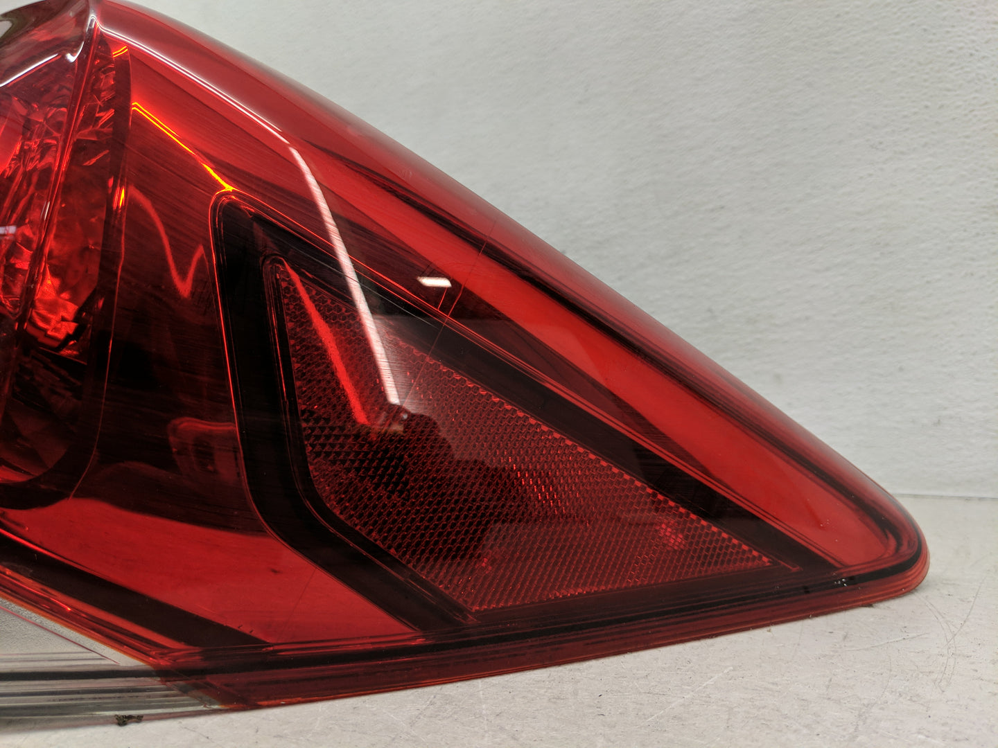 2019 Subaru Xv Tail Light Assembly Passenger Right OEM Fits OEM Used Auto Parts - Oemusedautoparts1.com