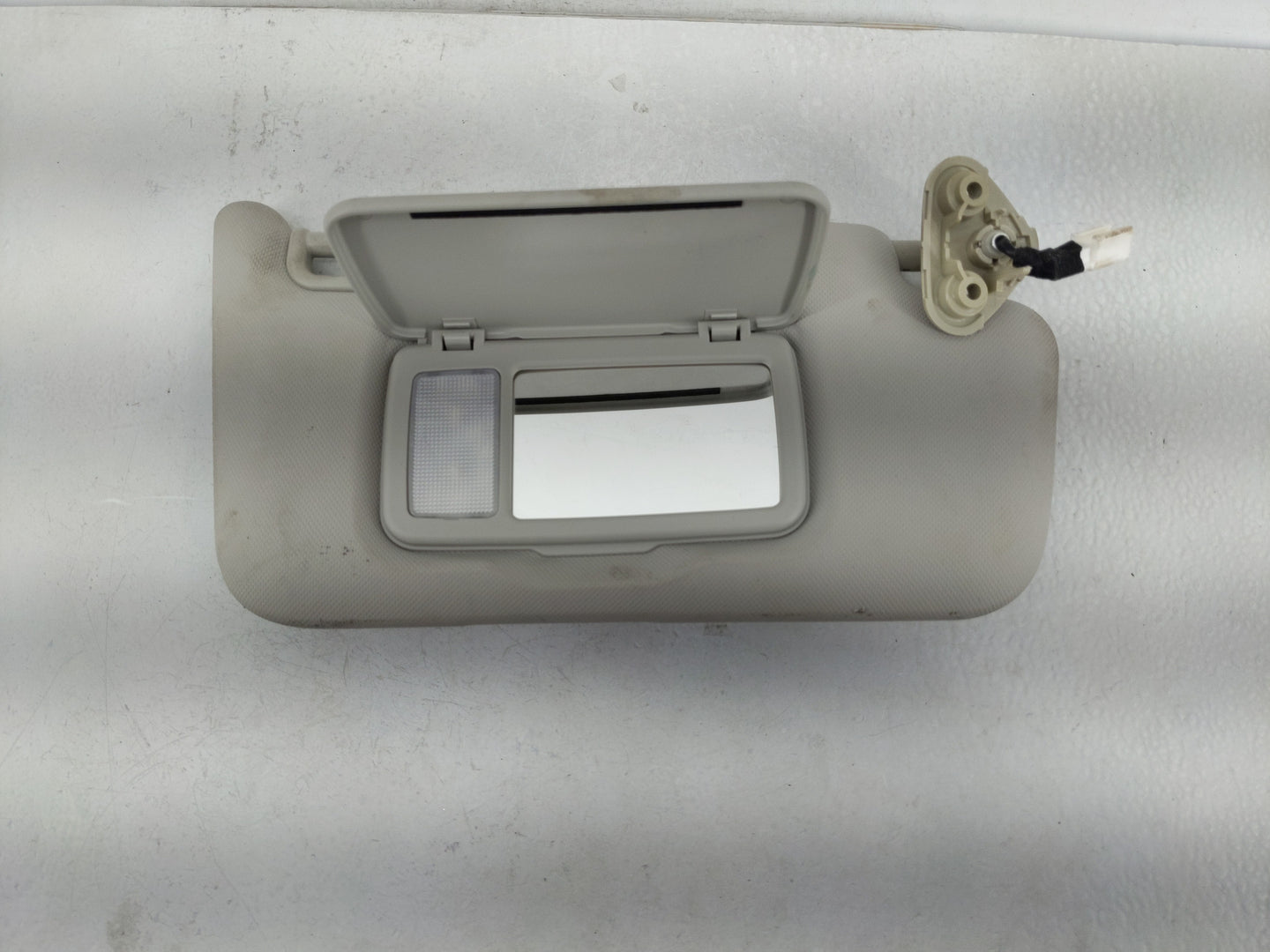 2019 Subaru Xv Sun Visor Shade Replacement Passenger Right Mirror Fits Fits 2021 2022 OEM Used Auto Parts - Oemusedautoparts
