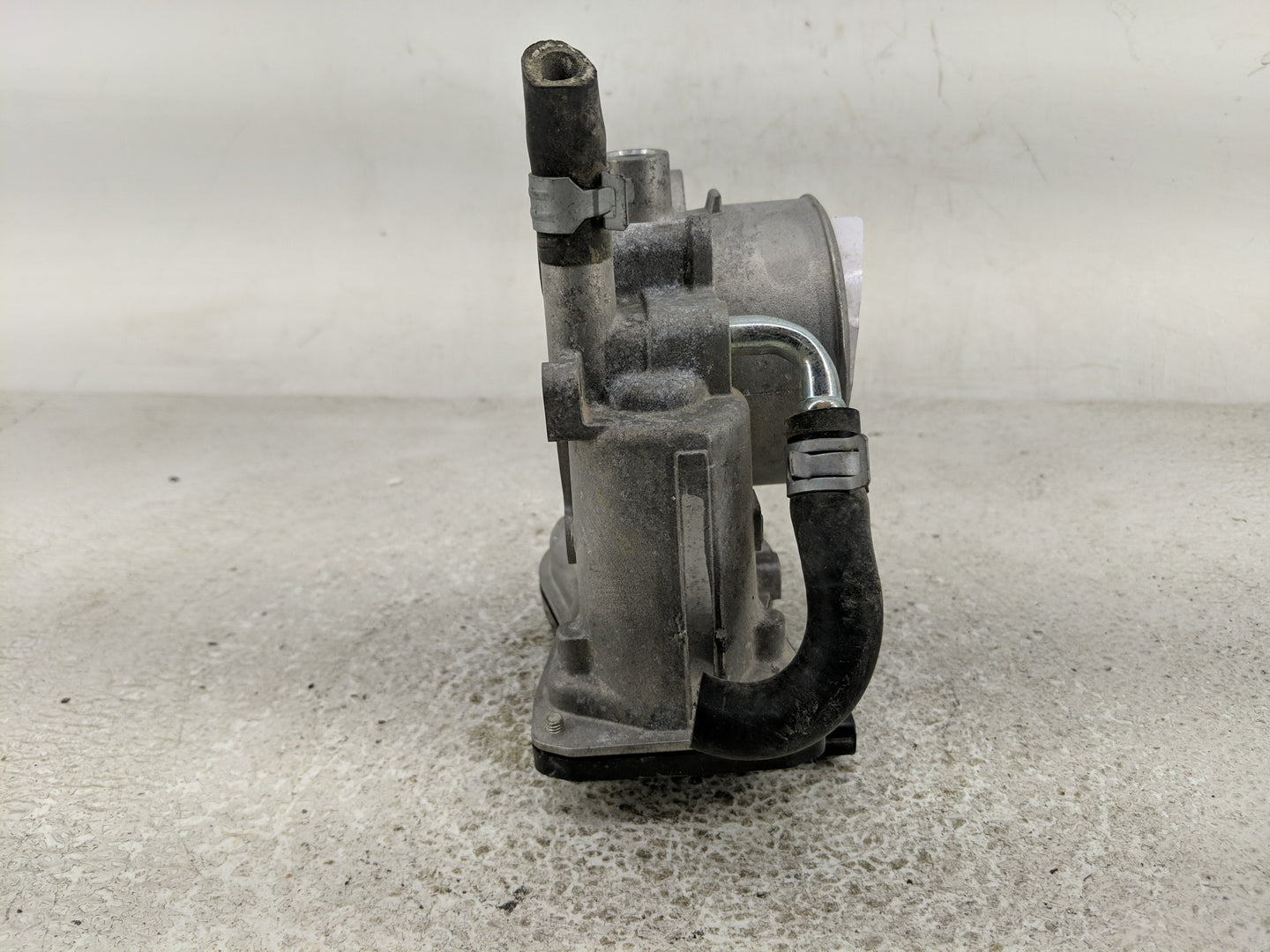2019 Subaru Xv Throttle Body P/N:2010 00195 16112AA470 Fits Fits 2017 2018 2020 2021 2022 OEM Used Auto Parts - Oemusedautop