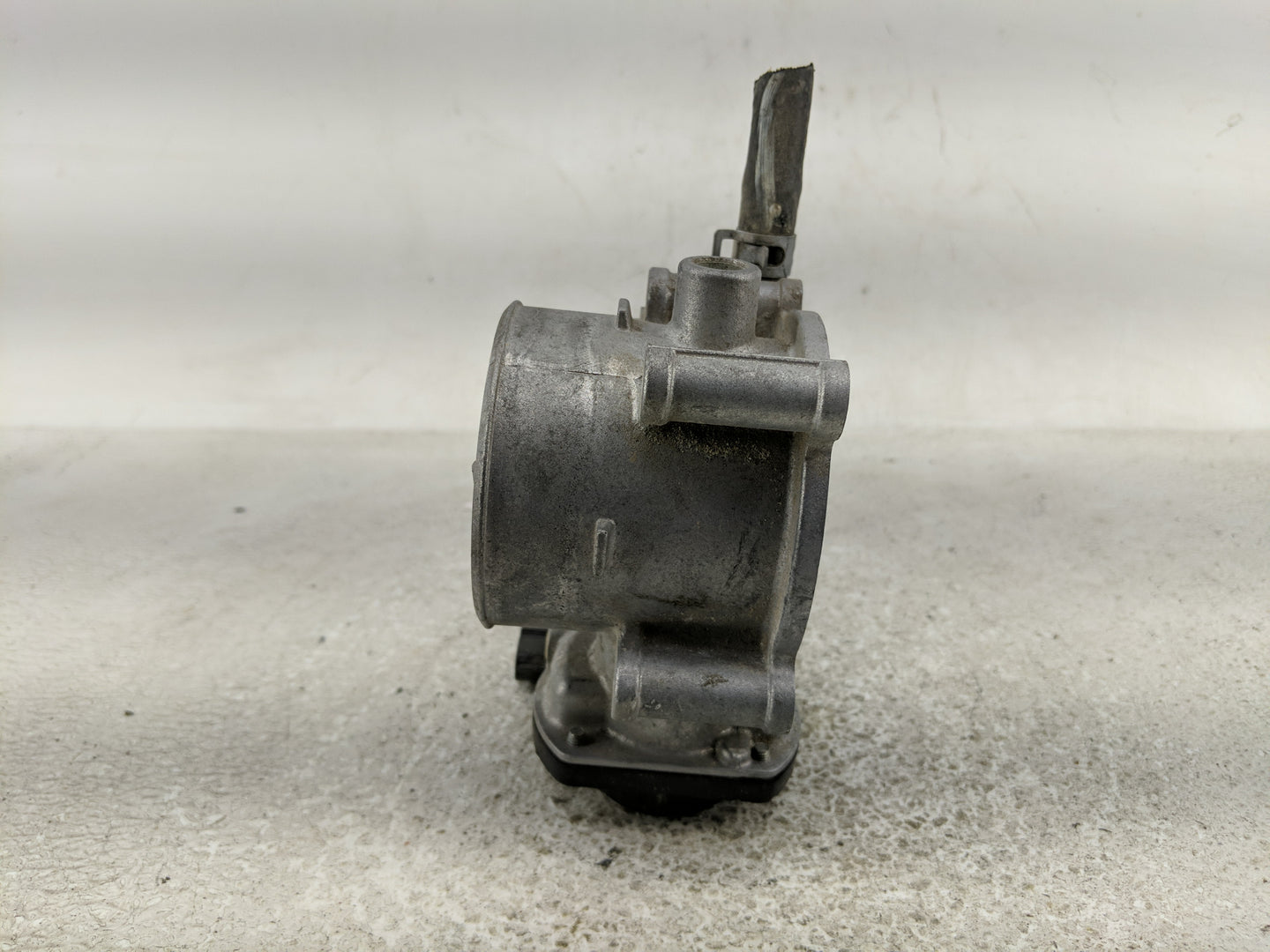 2019 Subaru Xv Throttle Body P/N:2010 00195 16112AA470 Fits Fits 2017 2018 2020 2021 2022 OEM Used Auto Parts - Oemusedautop