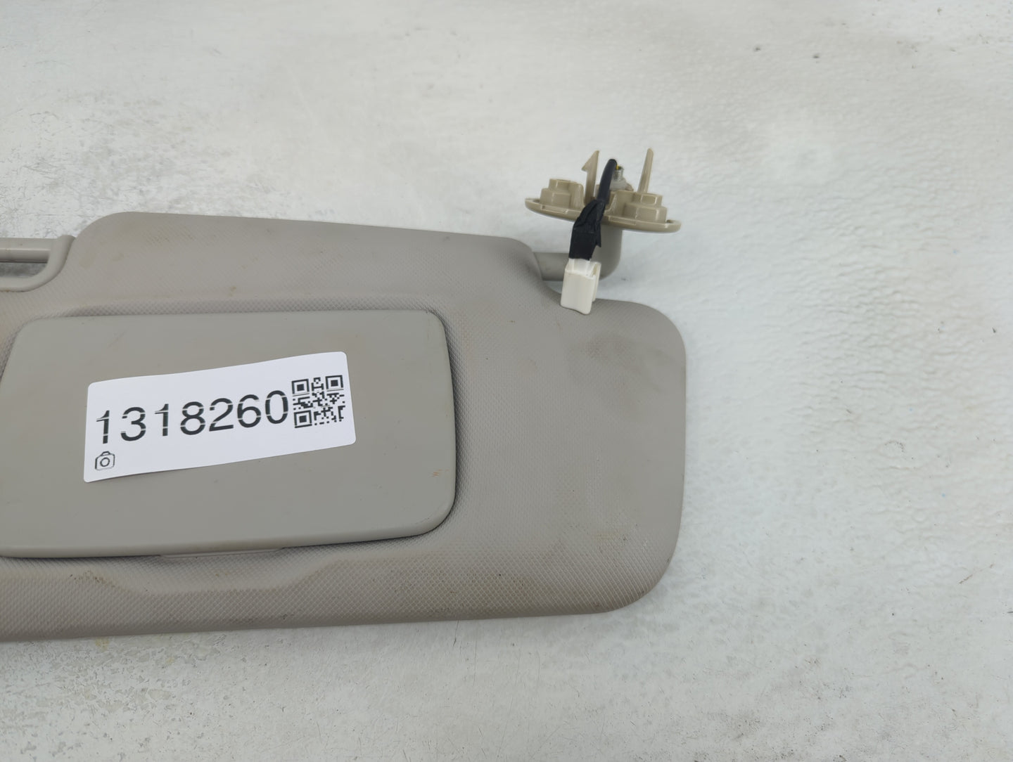 2019 Subaru Xv Sun Visor Shade Replacement Passenger Right Mirror Fits Fits 2021 2022 OEM Used Auto Parts - Oemusedautoparts