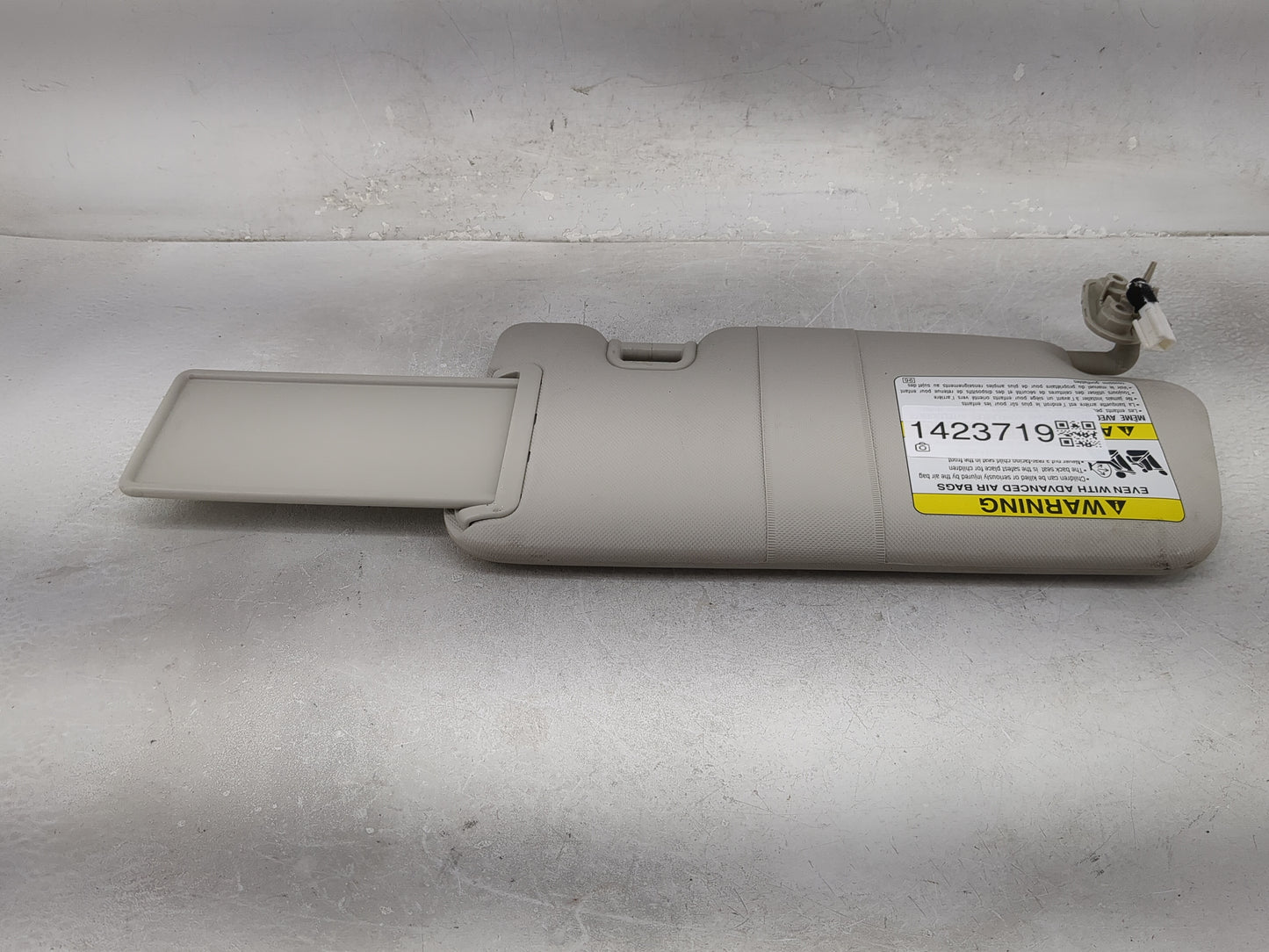 2019 Subaru Xv Sun Visor Shade Replacement Passenger Right Mirror Fits Fits 2021 2022 OEM Used Auto Parts - Oemusedautoparts