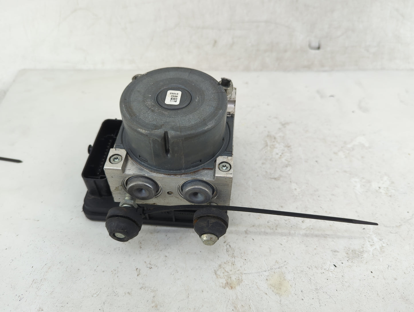 2019 Subaru Xv ABS Pump Control Module Replacement P/N:27536FL160 Fits OEM Used Auto Parts - Oemusedautoparts1.com
