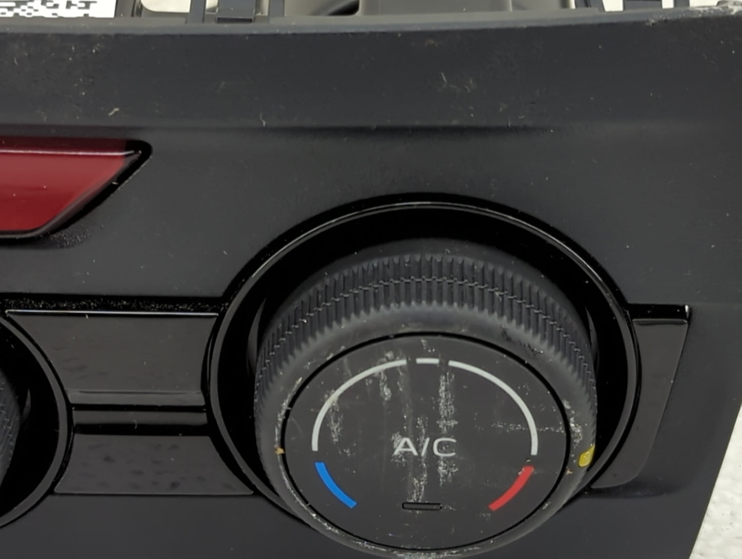 2019 Subaru Xv Climate Control Module Temperature AC/Heater Replacement P/N:72311FL510 Fits OEM Used Auto Parts - Oemusedaut