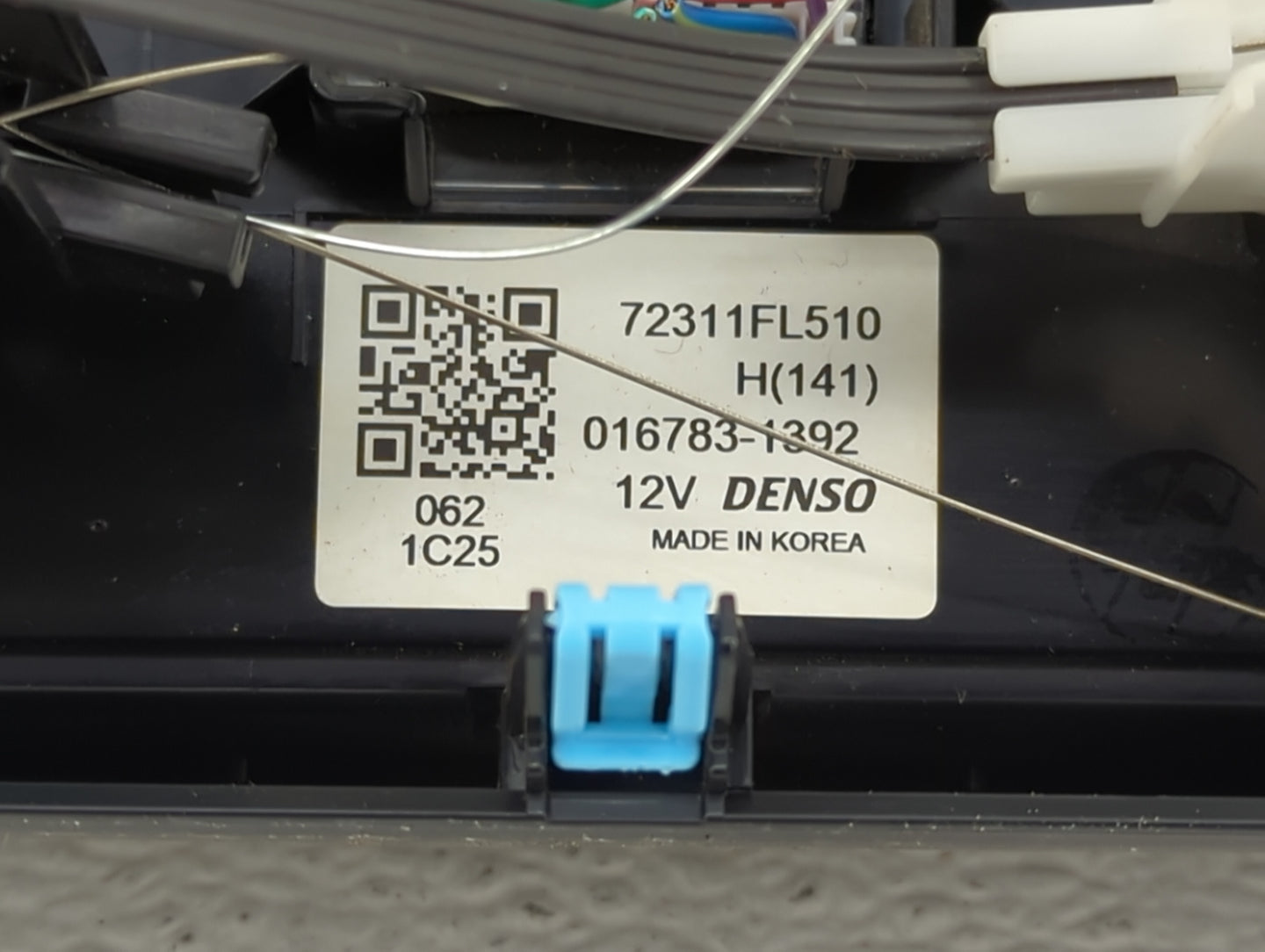 2019 Subaru Xv Climate Control Module Temperature AC/Heater Replacement P/N:72311FL510 Fits OEM Used Auto Parts - Oemusedaut