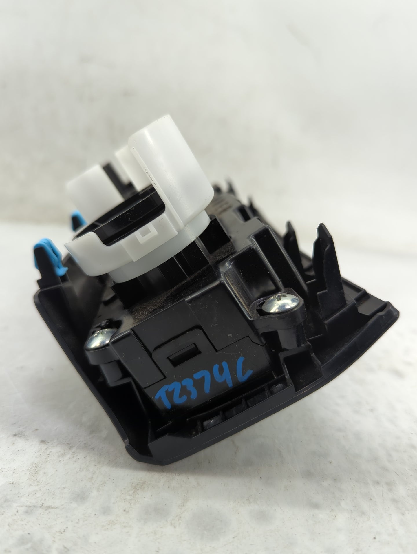 2019 Subaru Xv Climate Control Module Temperature AC/Heater Replacement P/N:72311FL510 016783-1392 Fits OEM Used Auto Parts 