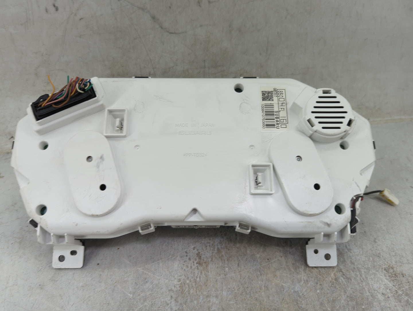 2019 Subaru Xv Instrument Cluster Speedometer Gauges P/N:85004FL160 0457017 Miles: Fits OEM Used Auto Parts - Oemusedautopar