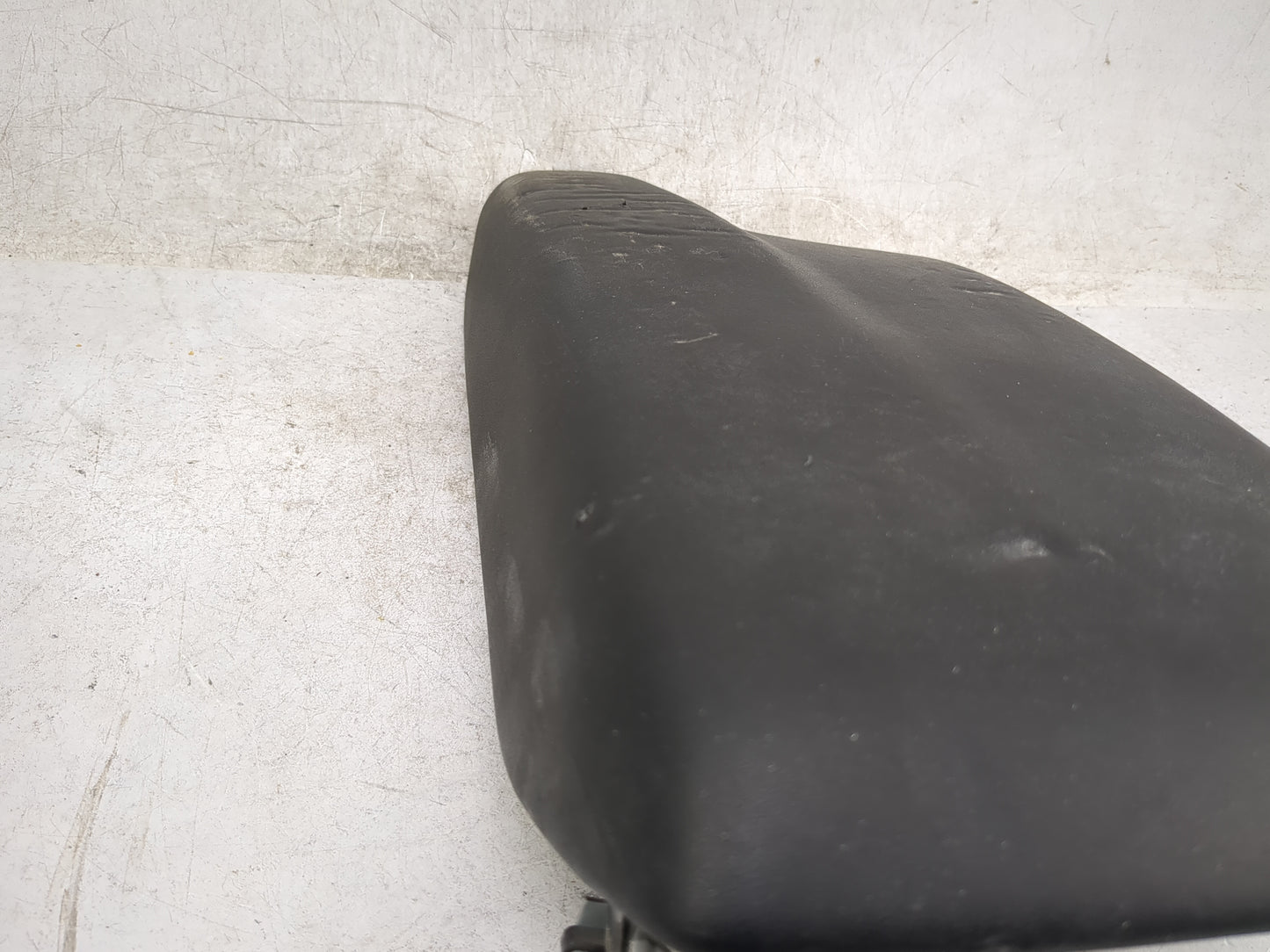 2019 Subaru Xv Center Console Armrest Cover Lid Fits OEM Used Auto Parts - Oemusedautoparts1.com