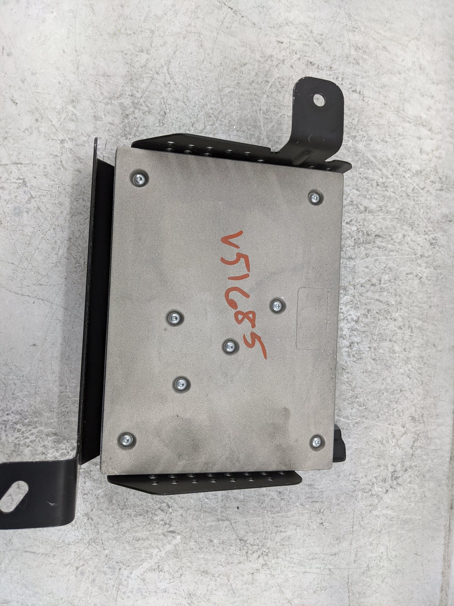 2019 Subaru Xv Radio Speaker Amplifier 86221fl012 - Oemusedautoparts1.com
