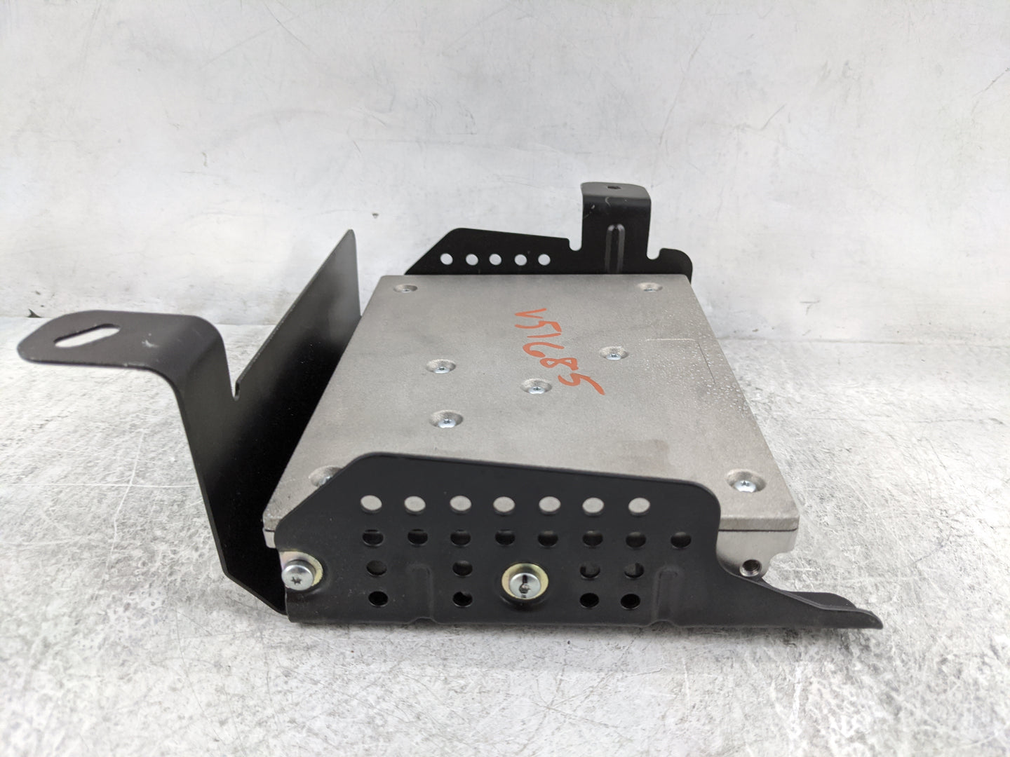 2019 Subaru Xv Radio Speaker Amplifier 86221fl012 - Oemusedautoparts1.com