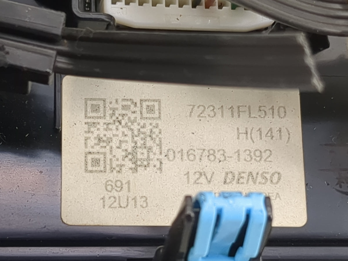 2019 Subaru Xv Climate Control Module Temperature AC/Heater Replacement P/N:72311FL510 016783-1392 Fits OEM Used Auto Parts 