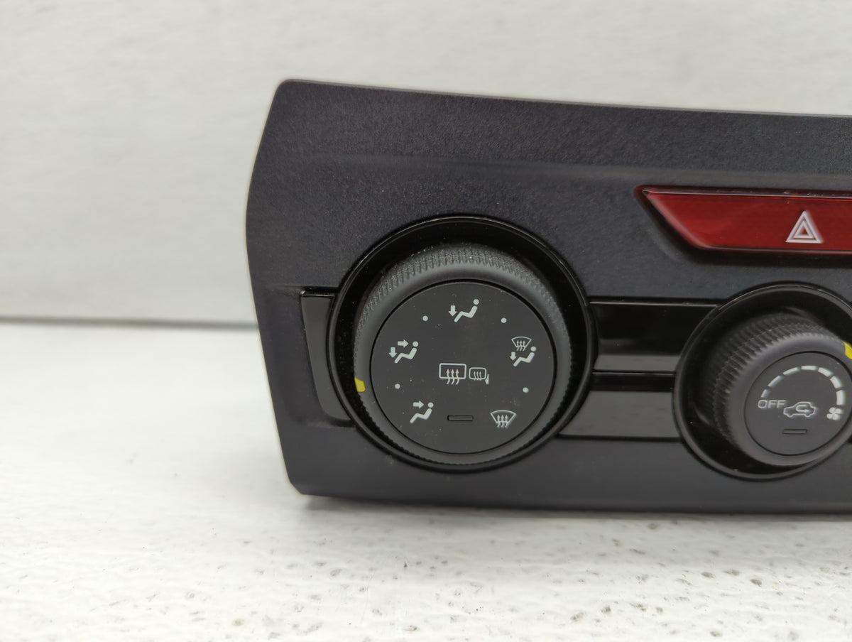 2019 Subaru Xv Climate Control Module Temperature AC/Heater Replacement P/N:72311FL510 Fits OEM Used Auto Parts - Oemusedaut