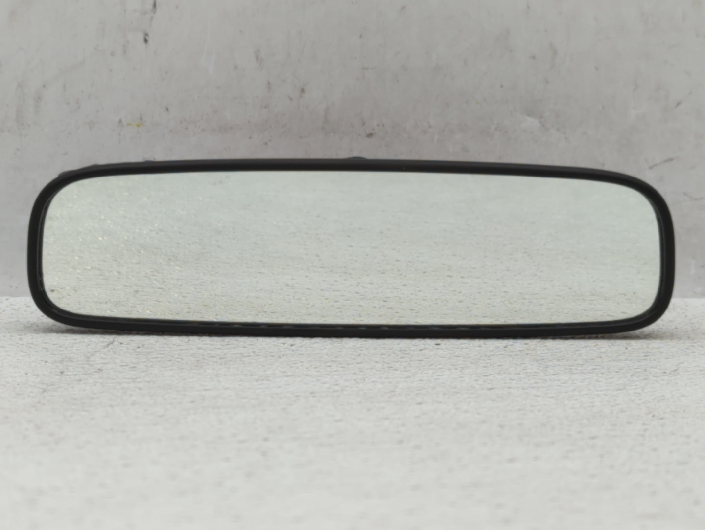 2019 Subaru Xv Interior Rear View Mirror Replacement OEM P/N:E4042197 E11048368, E11038310 Fits OEM Used Auto Parts - Oemuse