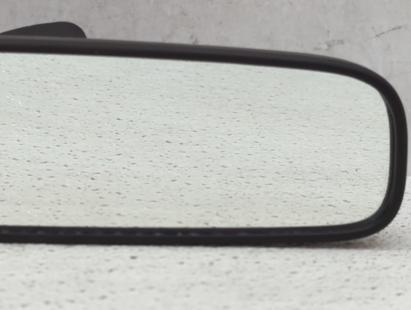 2019 Subaru Xv Interior Rear View Mirror Replacement OEM P/N:E4042197 E11048368, E11038310 Fits OEM Used Auto Parts - Oemuse