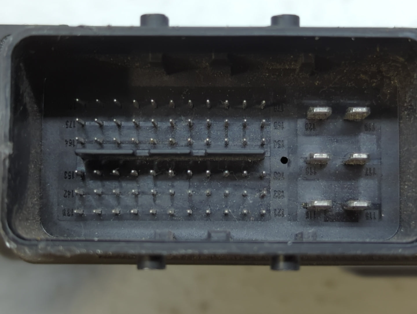 2019 Subaru Xv PCM Engine Control Computer ECU ECM PCU OEM P/N:22765AM813 Fits OEM Used Auto Parts - Oemusedautoparts1.com
