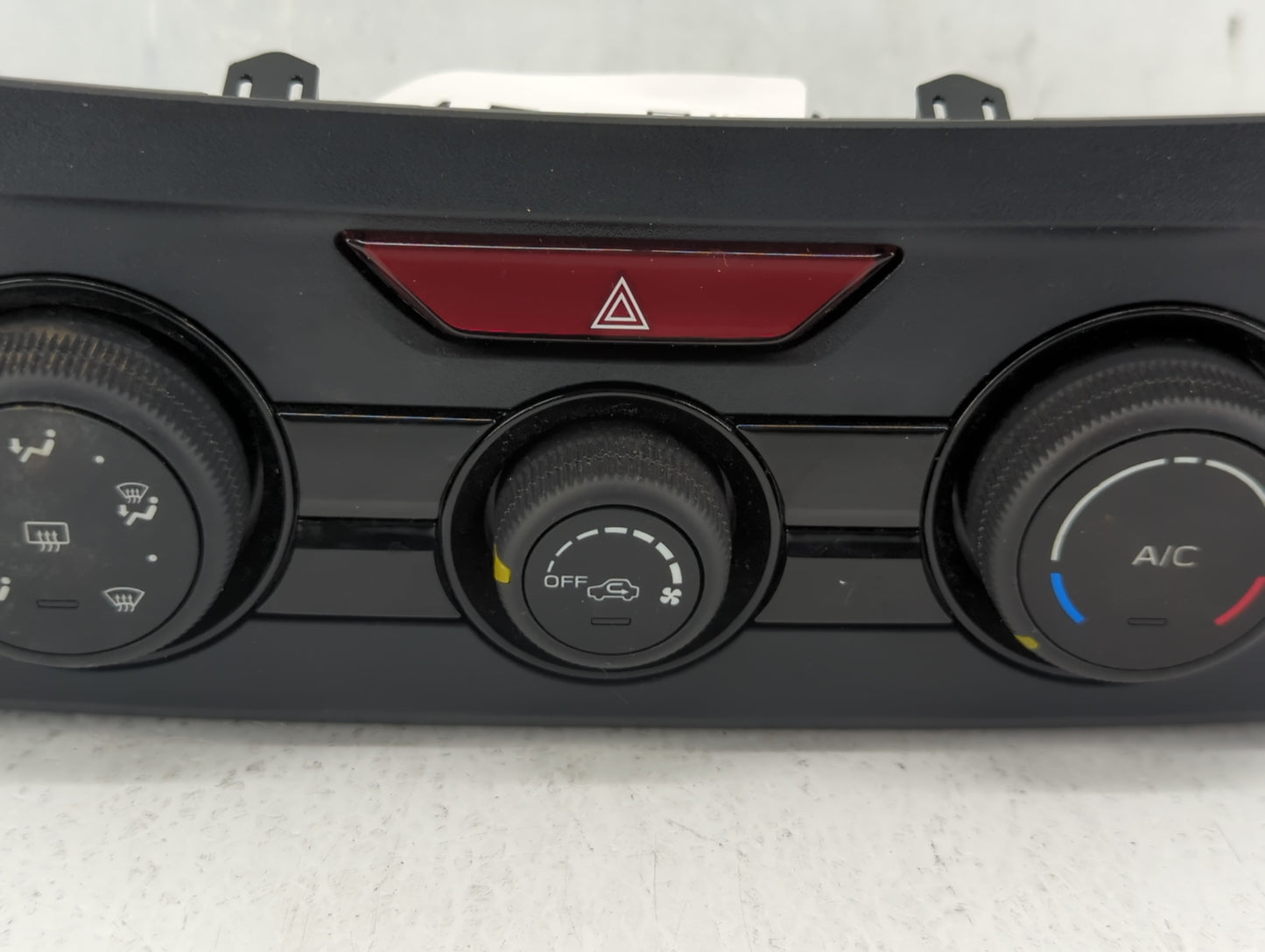 2019 Subaru Xv Climate Control Module Temperature AC/Heater Replacement P/N:72311FL500 Fits OEM Used Auto Parts - Oemusedaut