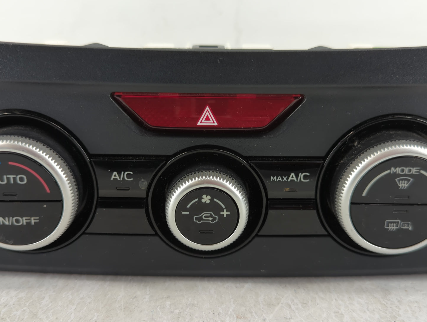 2019 Subaru Xv Climate Control Module Temperature AC/Heater Replacement P/N:72311FL730 Fits OEM Used Auto Parts - Oemusedaut