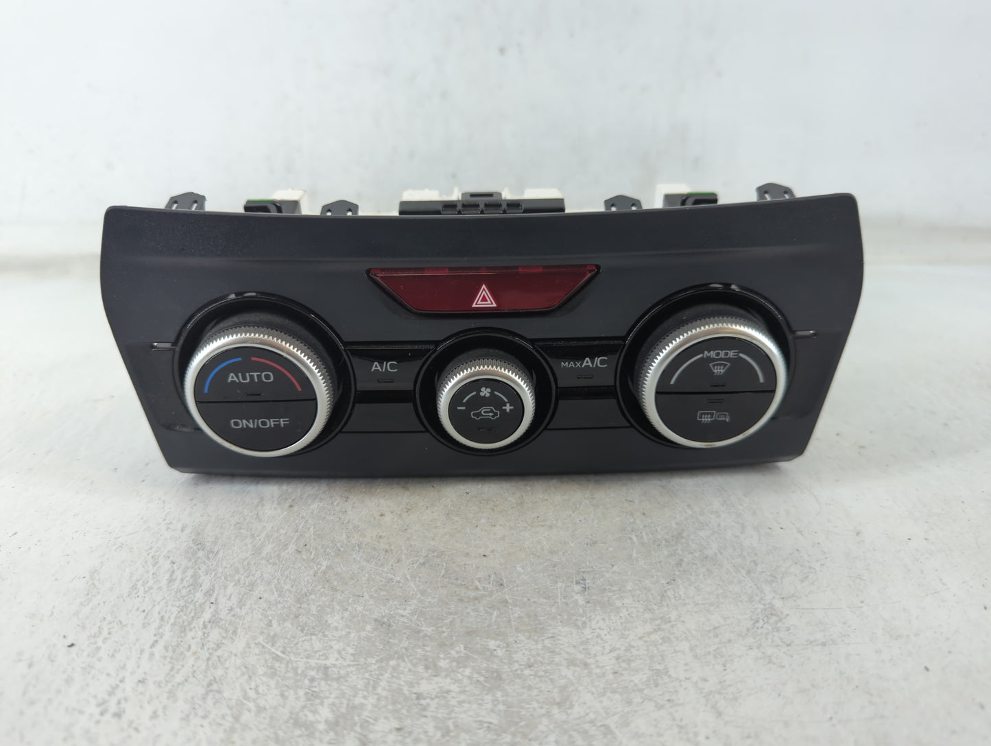 2019 Subaru Xv Climate Control Module Temperature AC/Heater Replacement P/N:237050-2760 72311FL730 Fits OEM Used Auto Parts 