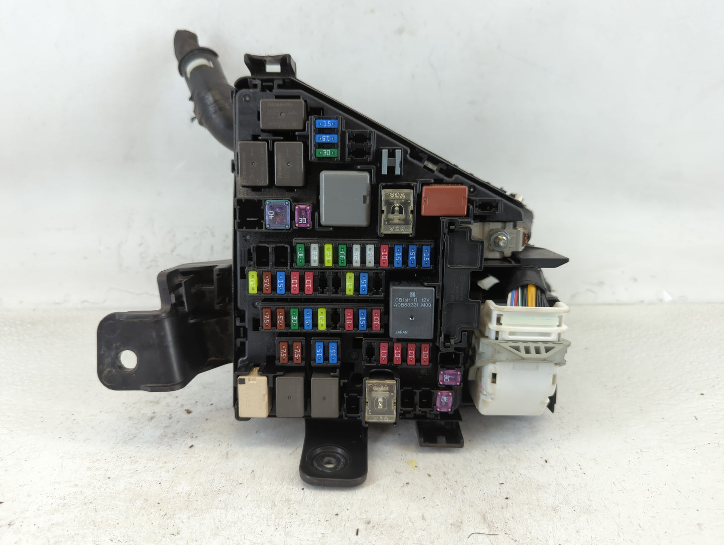 2019 Subaru Xv Fusebox Fuse Box Panel Relay Module P/N:MB504100B Fits OEM Used Auto Parts - Oemusedautoparts1.com