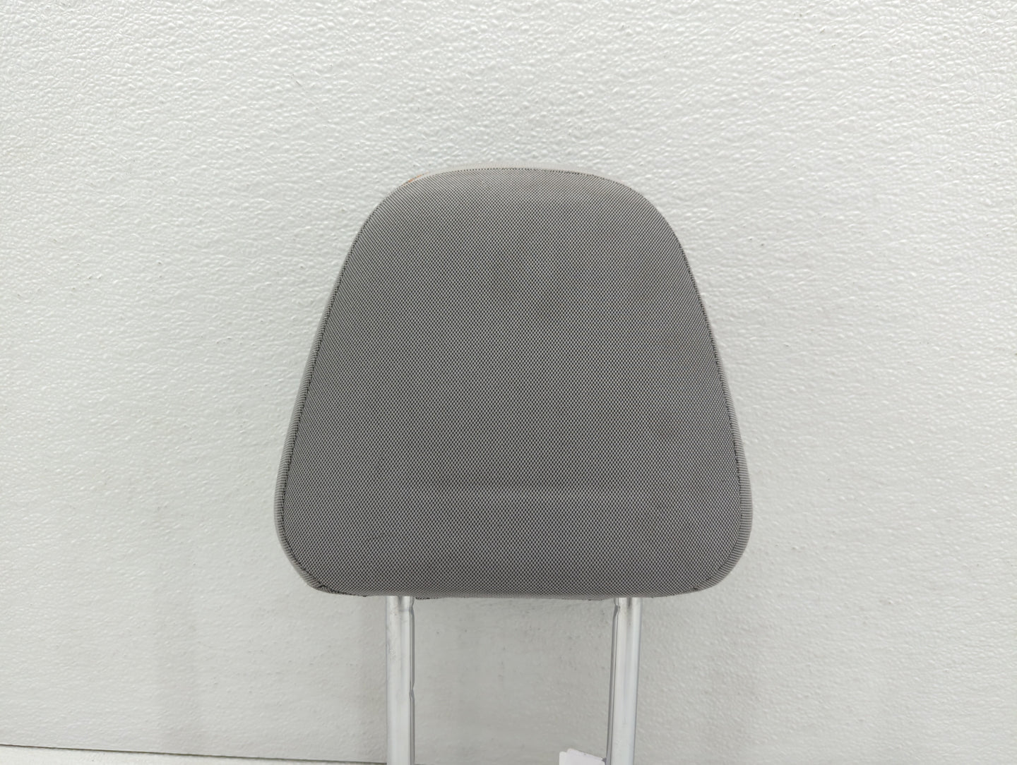 2019 Subaru Xv Crosstrek Headrest Head Rest Front Driver Passenger Seat - Oemusedautoparts1.com