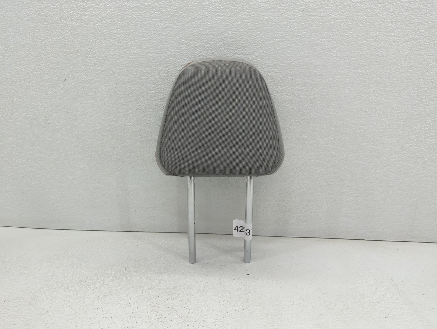 2019 Subaru Xv Crosstrek Headrest Head Rest Front Driver Passenger Seat - Oemusedautoparts1.com