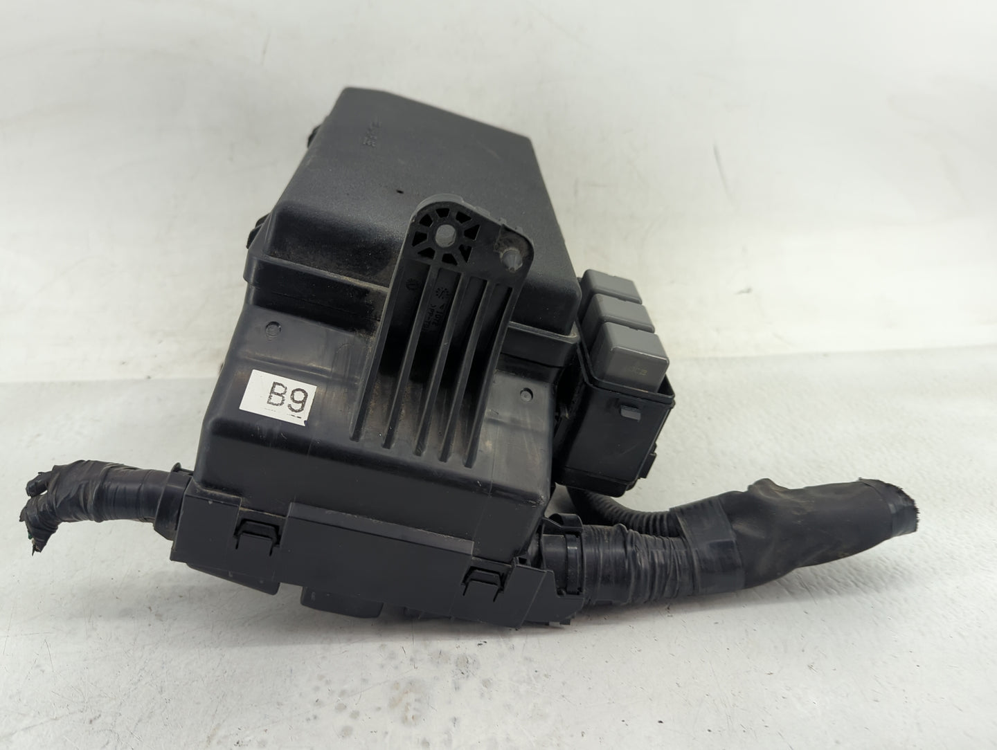 2014-2019 Toyota 4runner Fusebox Fuse Box Panel Relay Module Fits Fits 2014 2015 2016 2017 2018 2019 OEM Used Auto Parts - O