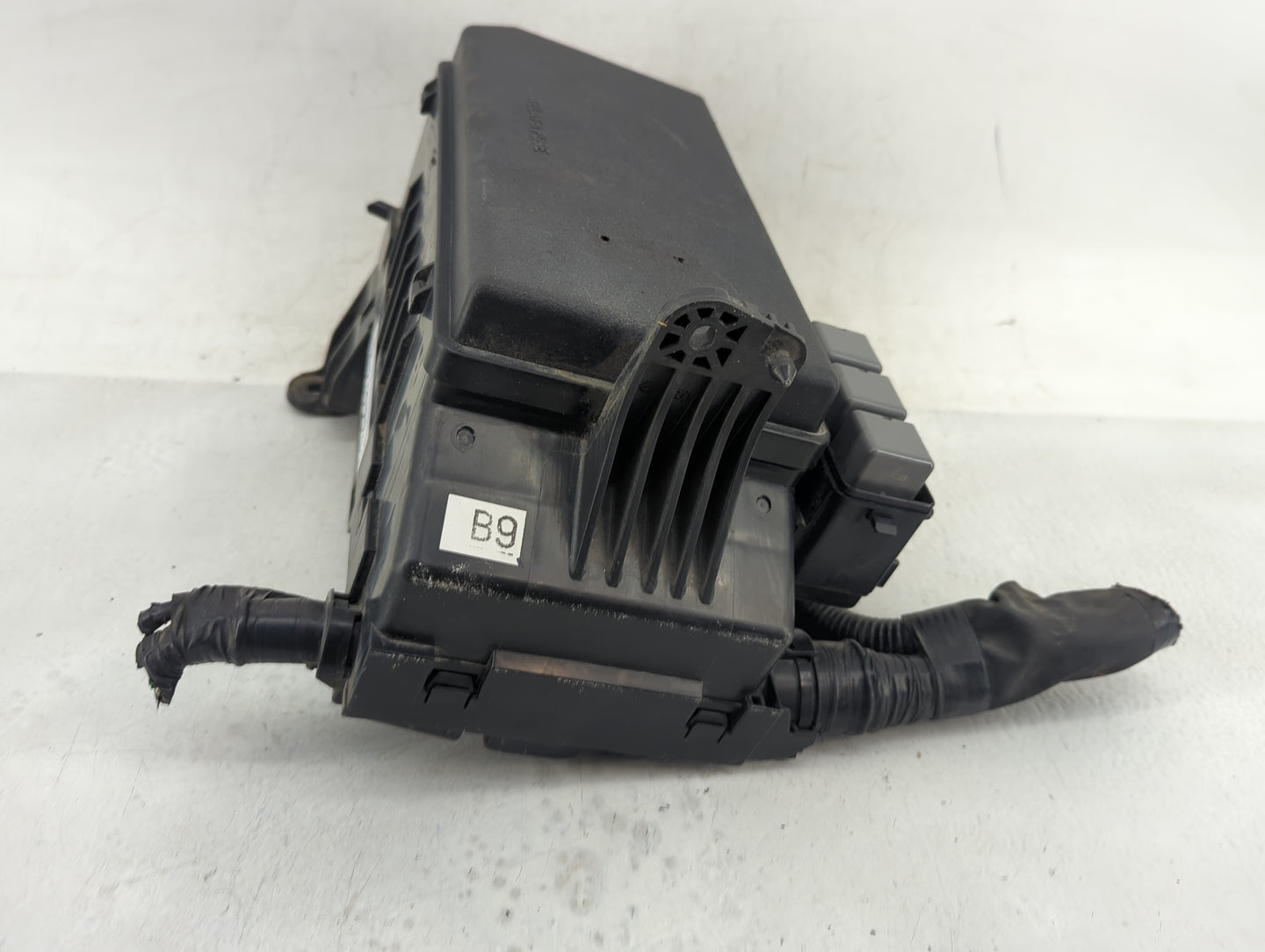 2014-2019 Toyota 4runner Fusebox Fuse Box Panel Relay Module Fits Fits 2014 2015 2016 2017 2018 2019 OEM Used Auto Parts - O