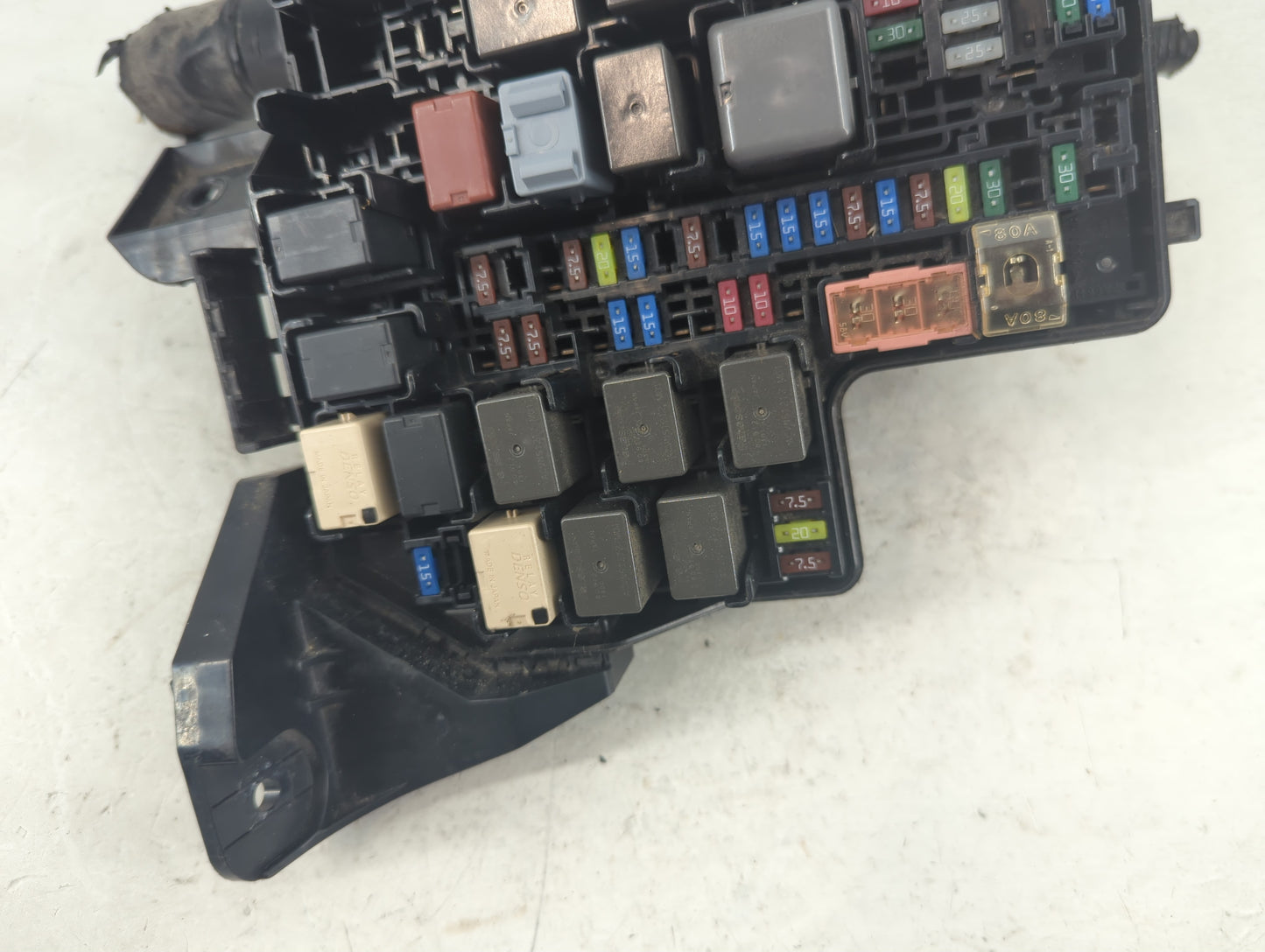 2017-2020 Toyota 86 Fusebox Fuse Box Panel Relay Module Fits Fits 2017 2018 2019 2020 OEM Used Auto Parts - Oemusedautoparts