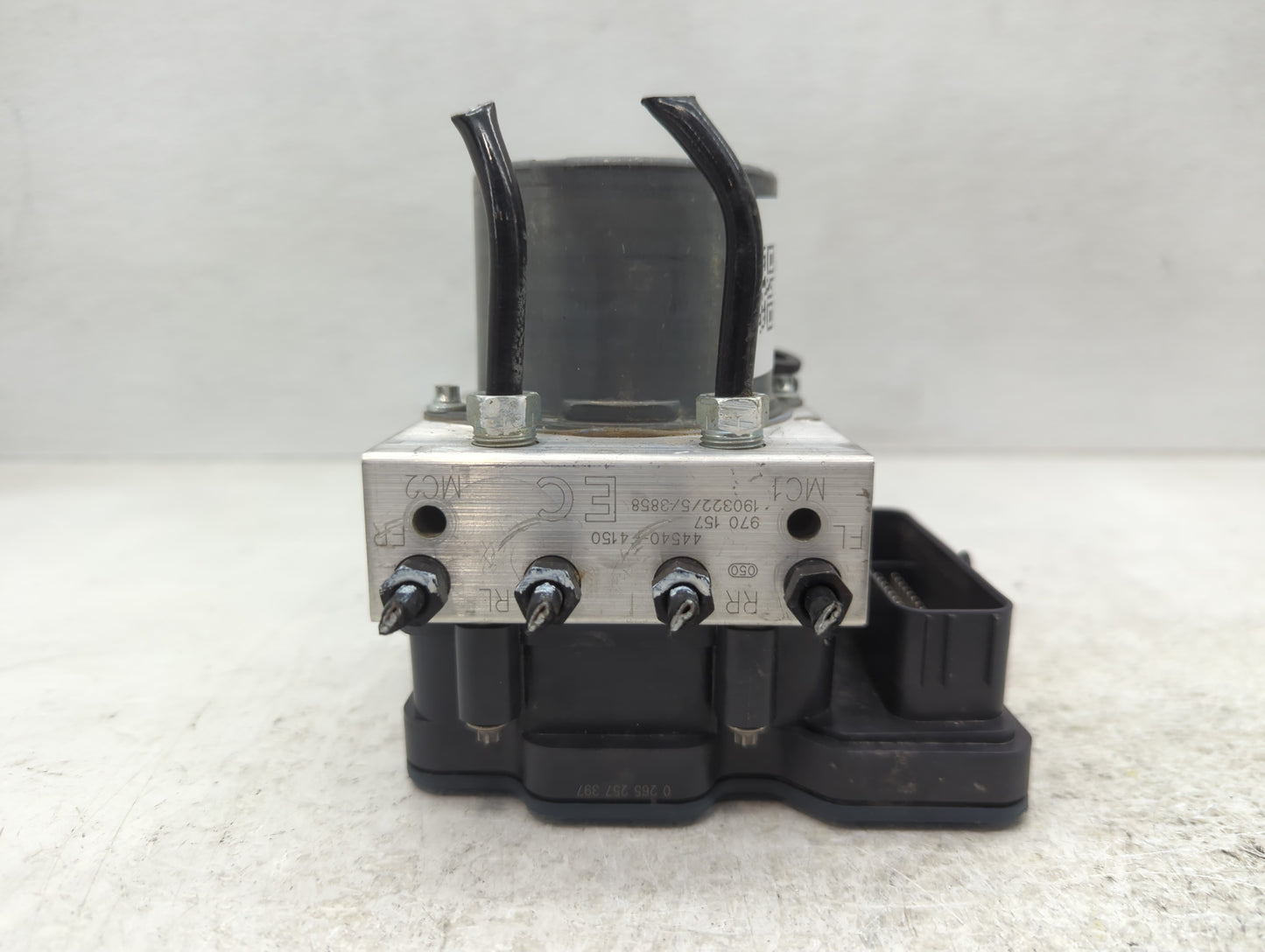 2019 Toyota C-Hr ABS Pump Control Module Replacement P/N:44540-E4150 Fits OEM Used Auto Parts - Oemusedautoparts1.com
