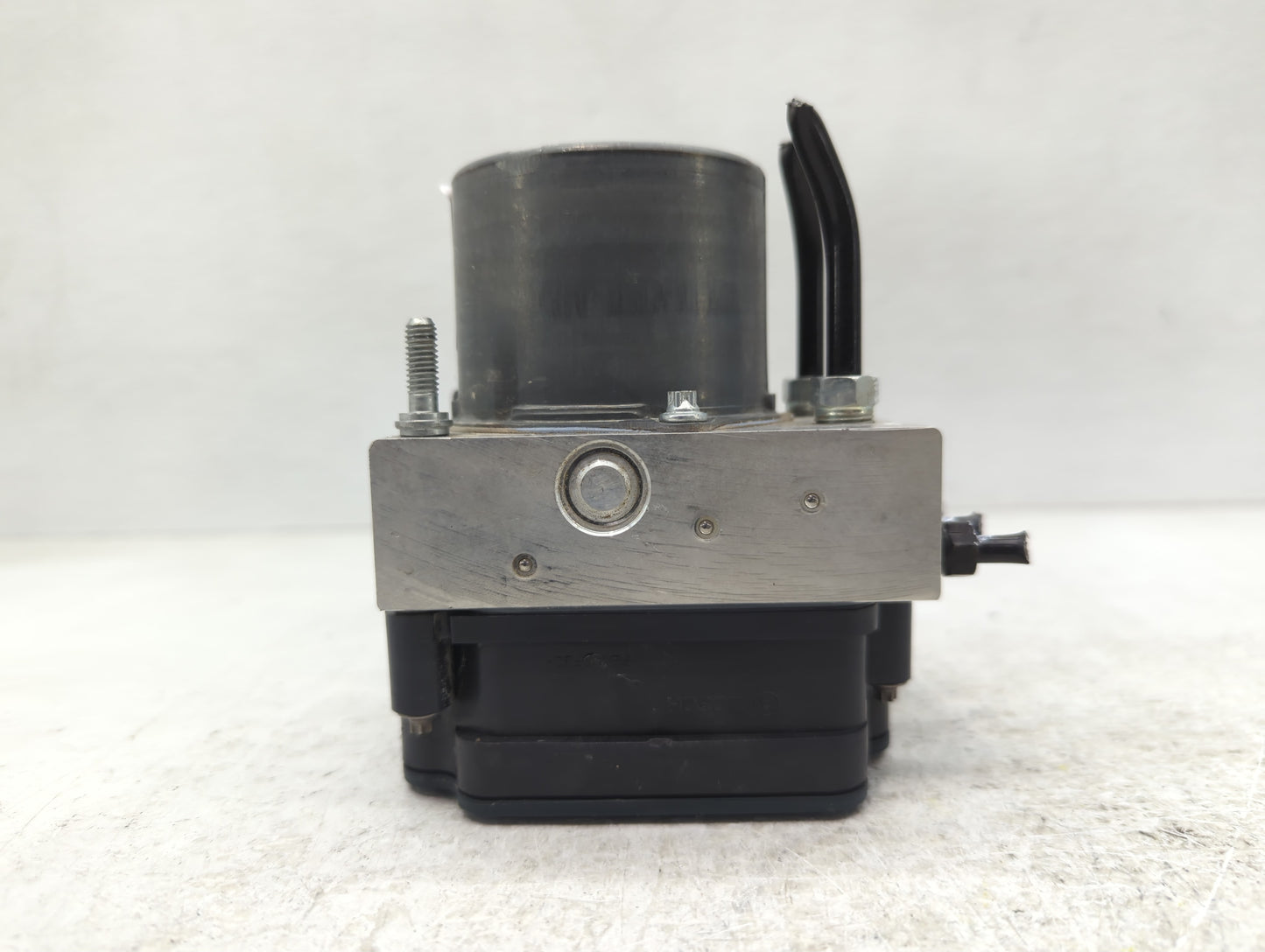 2019 Toyota C-Hr ABS Pump Control Module Replacement P/N:44540-E4150 Fits OEM Used Auto Parts - Oemusedautoparts1.com