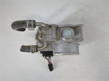 2018-2022 Toyota C-Hr Throttle Body P/N:22030-37040 Fits Fits 2013 2014 2018 2019 2020 2021 2022 OEM Used Auto Parts