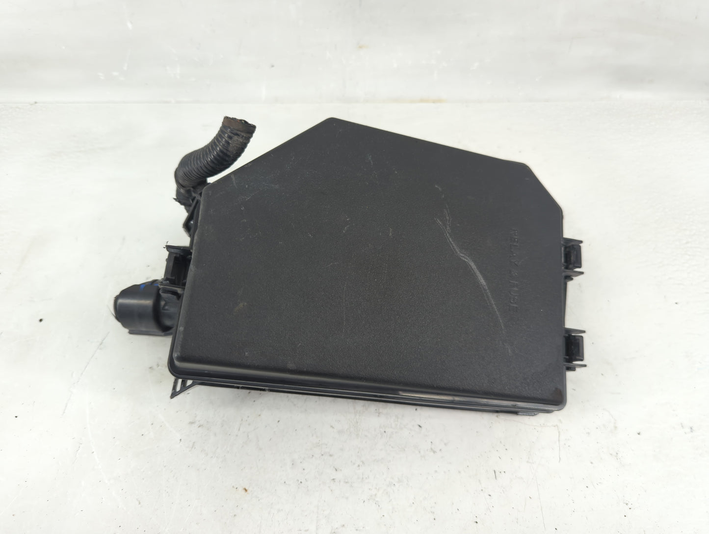 2018-2022 Toyota C-Hr Fusebox Fuse Box Panel Relay Module P/N:82662-F4060 Fits Fits 2018 2019 2020 2021 2022 OEM Used Auto P