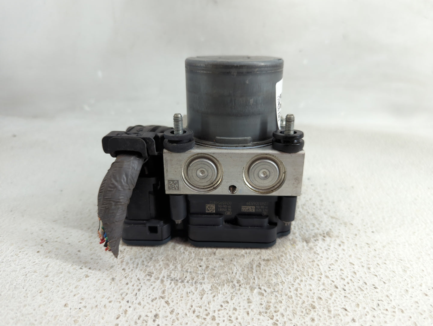 2019 Toyota C-Hr ABS Pump Control Module Replacement P/N:44540-F4150 Fits OEM Used Auto Parts - Oemusedautoparts1.com