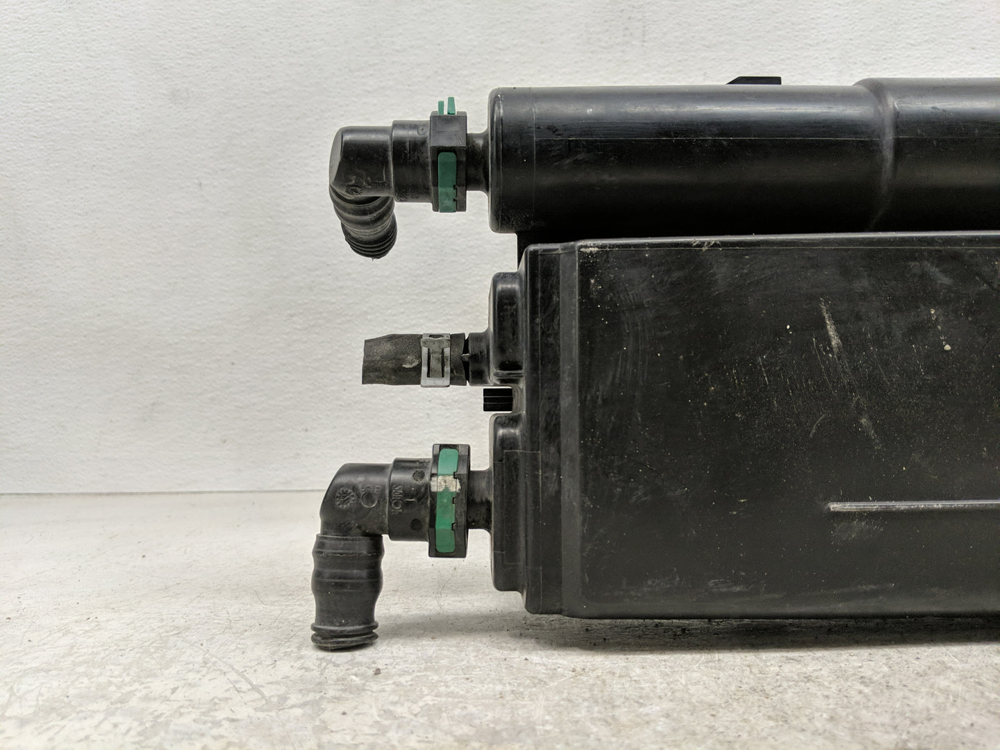 2019 Toyota C-hr Fuel Vapor Charcoal Canister - Oemusedautoparts1.com