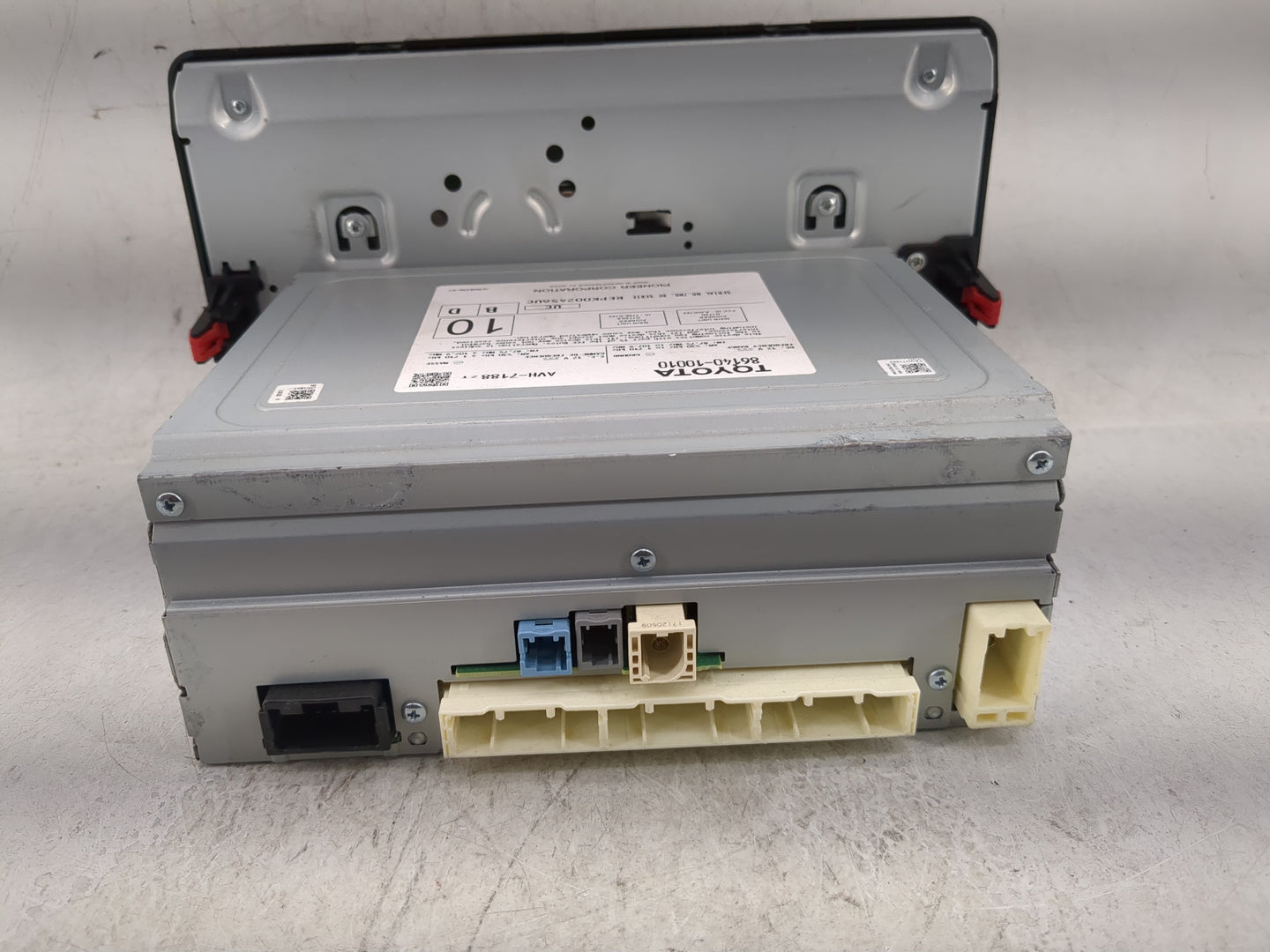 2019 Toyota C-Hr Radio AM FM Cd Player Receiver Replacement P/N:86140-10010 Fits OEM Used Auto Parts - Oemusedautoparts1.com