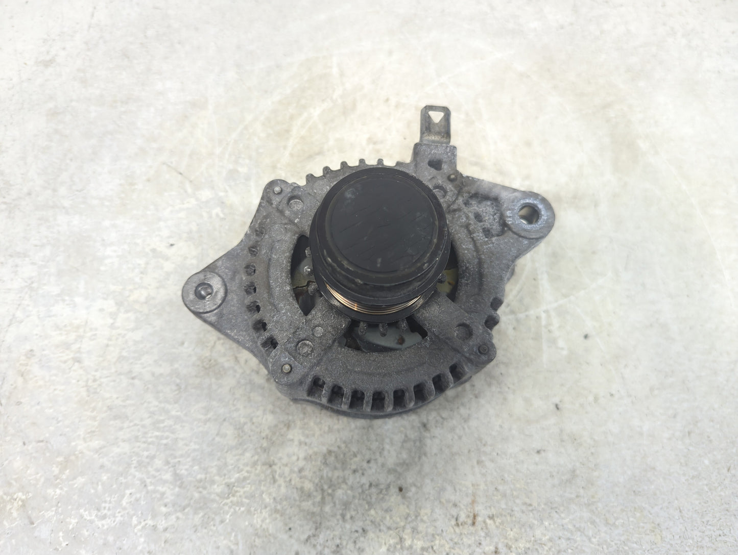 2018-2022 Toyota C-Hr Alternator Replacement Generator Charging Assembly Engine OEM P/N:27060-37250 Fits OEM Used Auto Parts