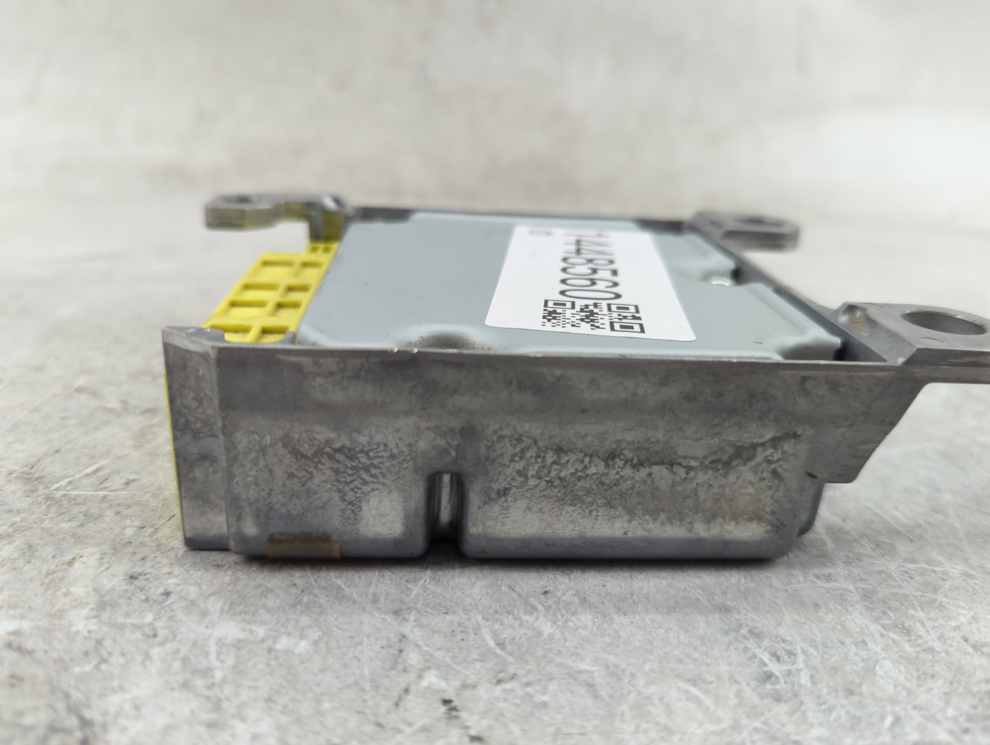 2019 Toyota C-hr Safety Restraint Srs Airbag Control Module 89170-f4040 - Oemusedautoparts1.com