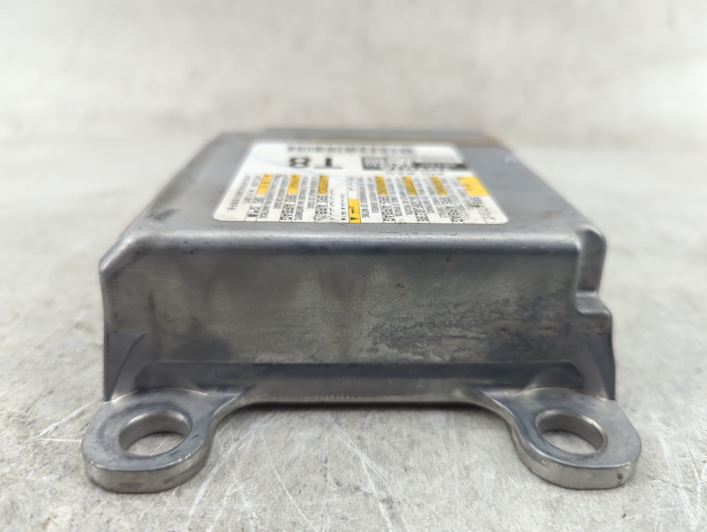 2019 Toyota C-hr Safety Restraint Srs Airbag Control Module 89170-f4040 - Oemusedautoparts1.com