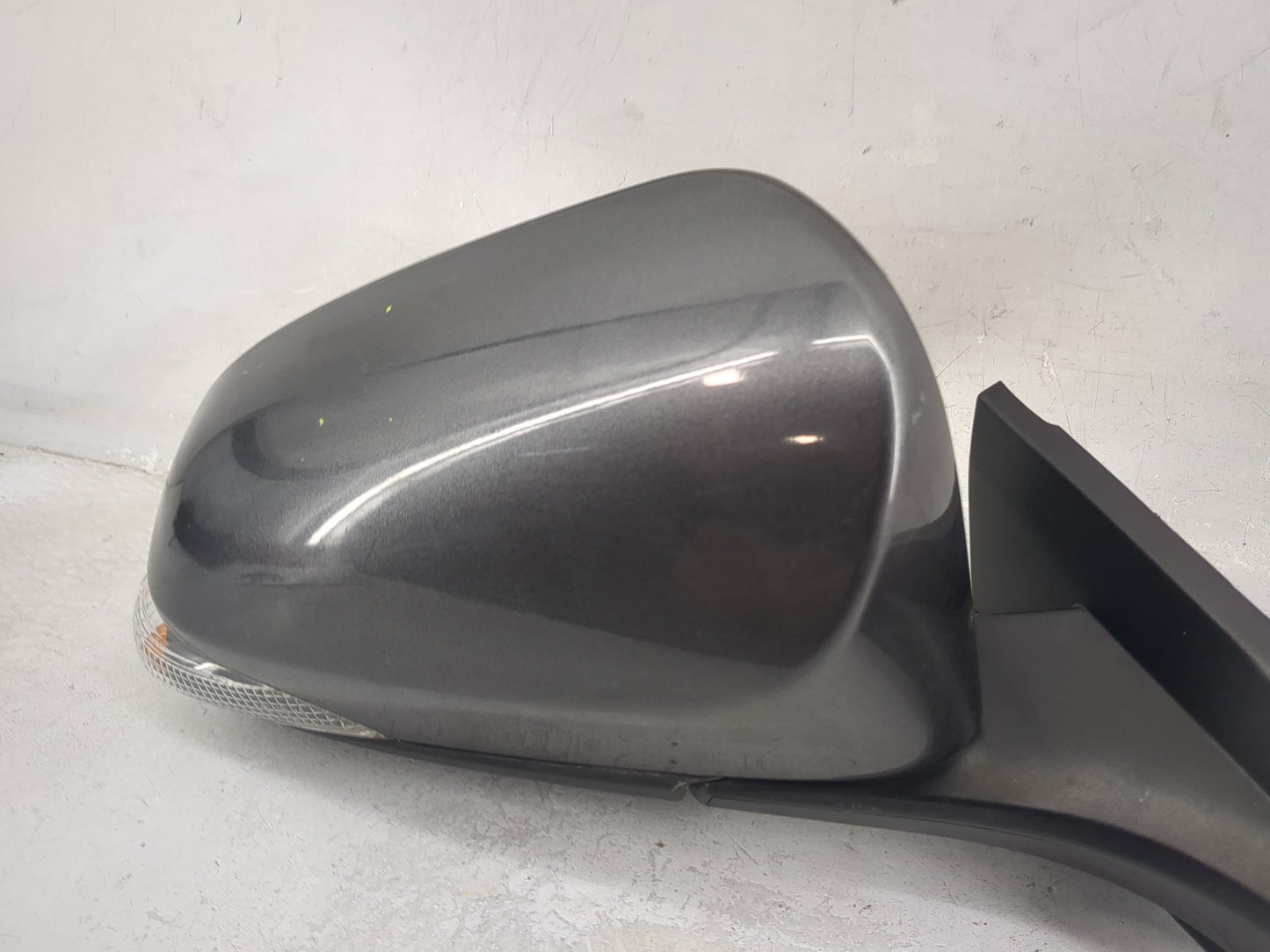 2019-2022 Toyota C-Hr Passenger Side View Mirror - Right Door Mirror OEM Used - Oemusedautoparts1.com
