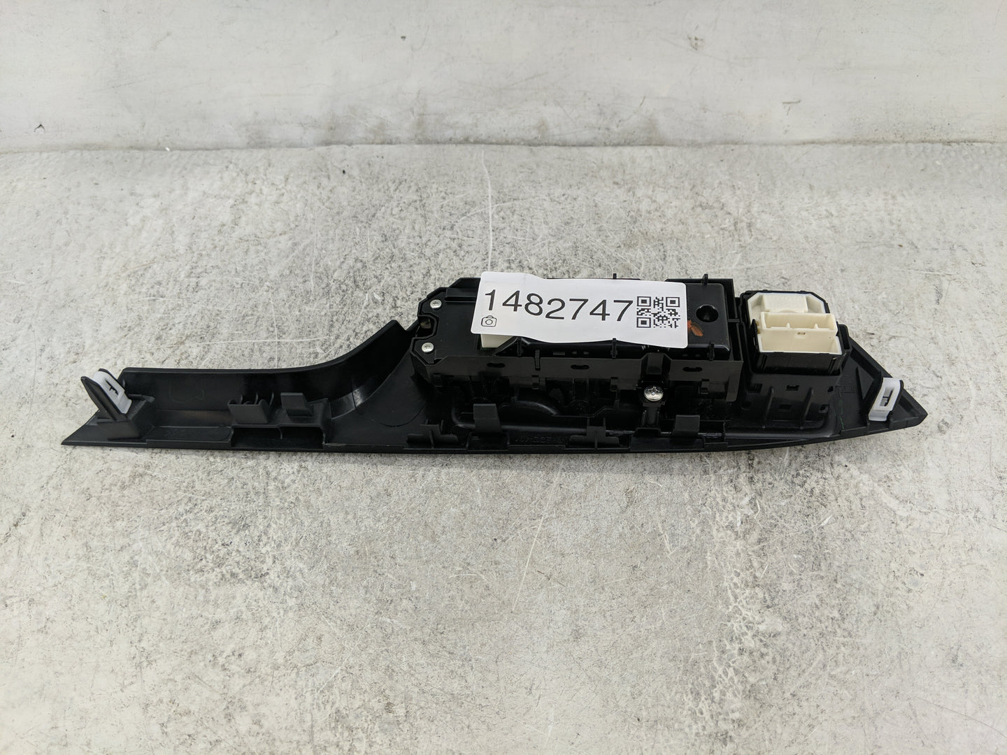 2019 Toyota C-Hr Master Power Window Switch Replacement Driver Side Left P/N:ECO-431 Fits OEM Used Auto Parts - Oemusedautop
