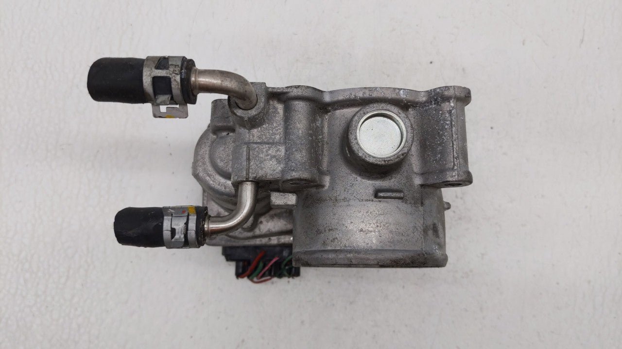 2019 Toyota C-Hr Throttle Body P/N:22030-0T130 22030-37040 Fits Fits 2013 2014 OEM Used Auto Parts - Oemusedautoparts1.com