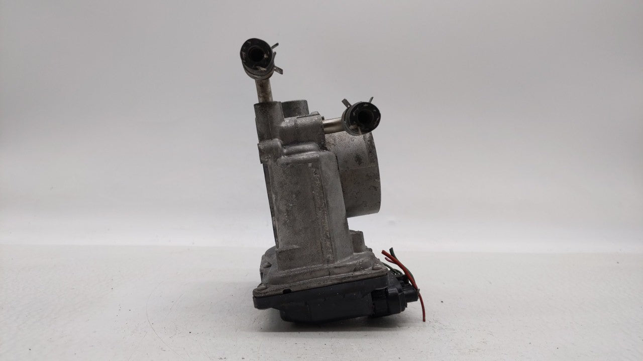 2019 Toyota C-Hr Throttle Body P/N:22030-0T130 22030-37040 Fits Fits 2013 2014 OEM Used Auto Parts - Oemusedautoparts1.com