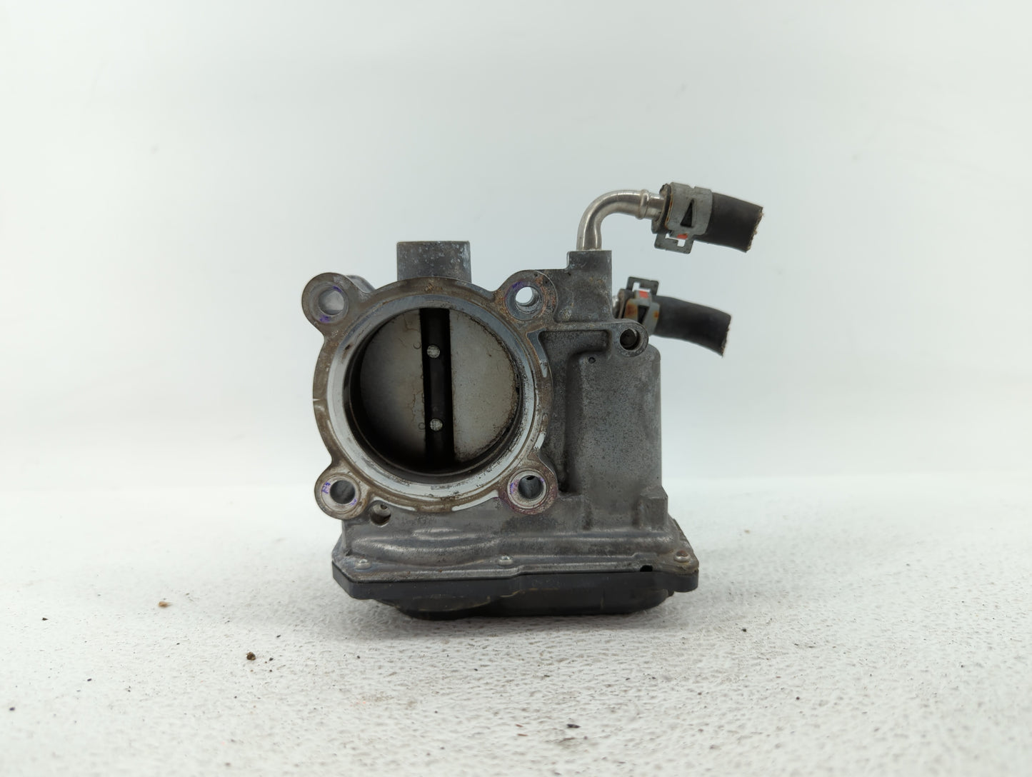 2019 Toyota C-Hr Throttle Body P/N:22030-0T130 22030-37040 Fits Fits 2013 2014 OEM Used Auto Parts - Oemusedautoparts1.com