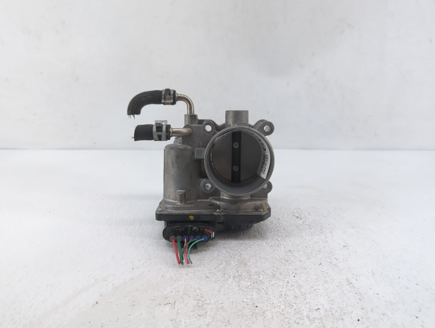 2019 Toyota C-Hr Throttle Body P/N:22030-0T130 22030-37040 Fits Fits 2013 2014 OEM Used Auto Parts - Oemusedautoparts1.com